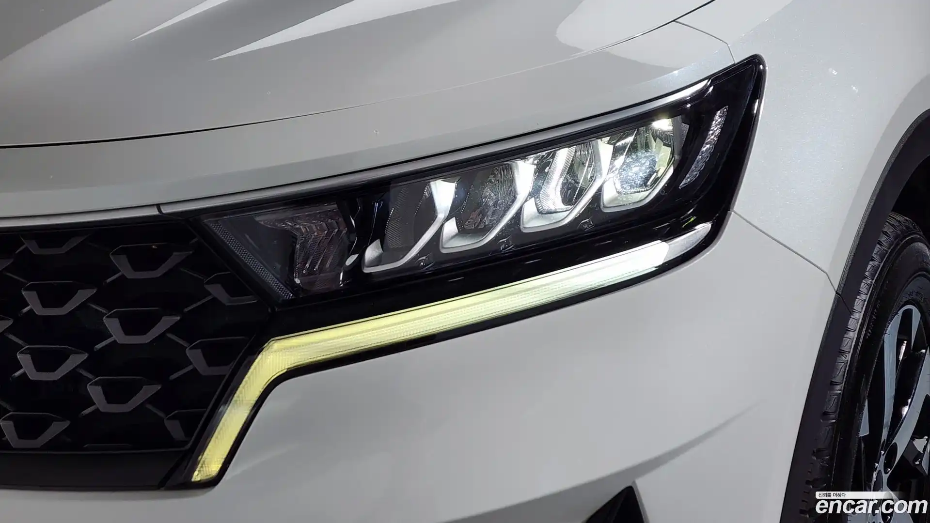 Sorento Kia 2022.7-OUTER-032