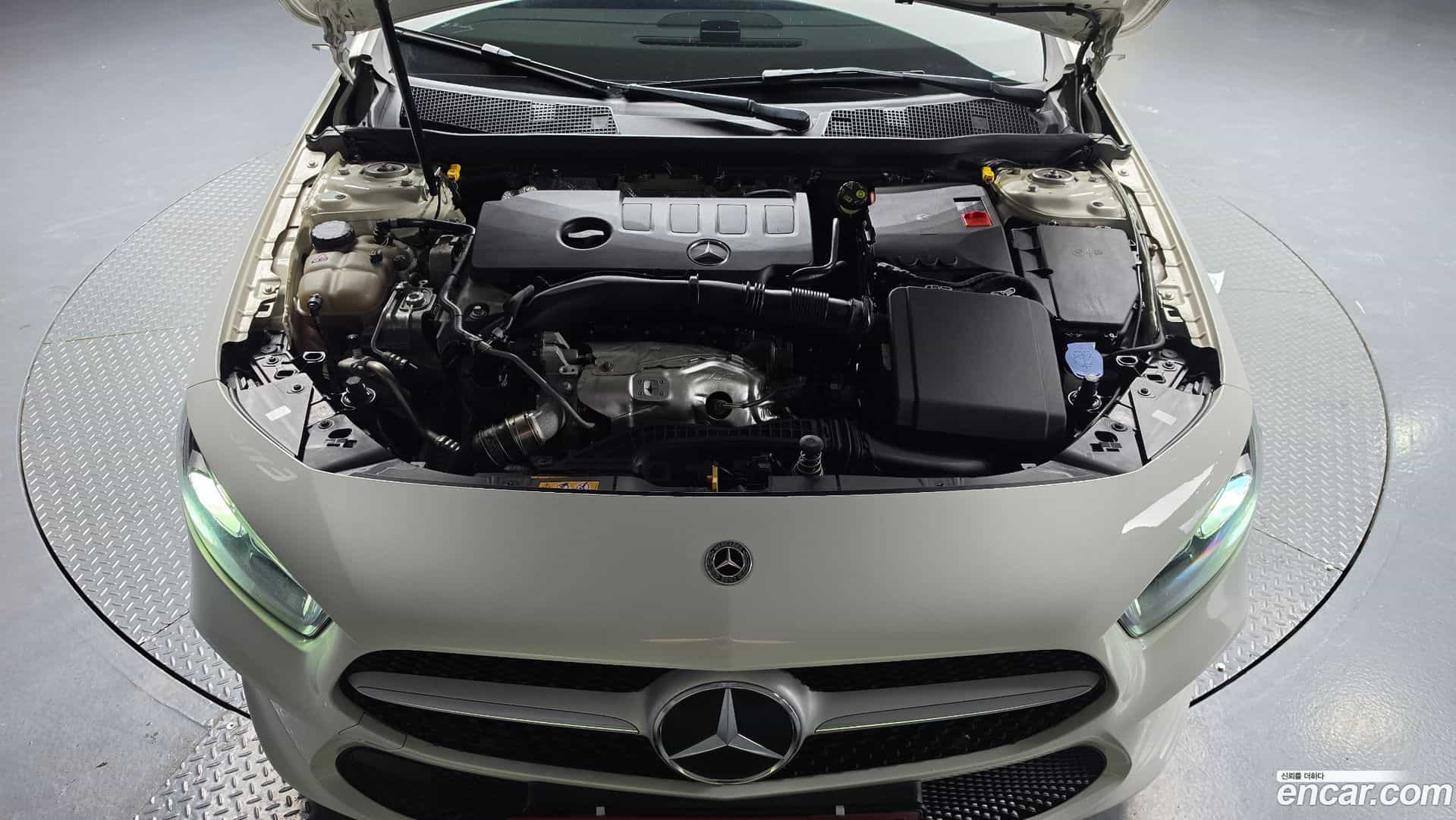 A-Class Mercedes-Benz 2021.2-OUTER-006
