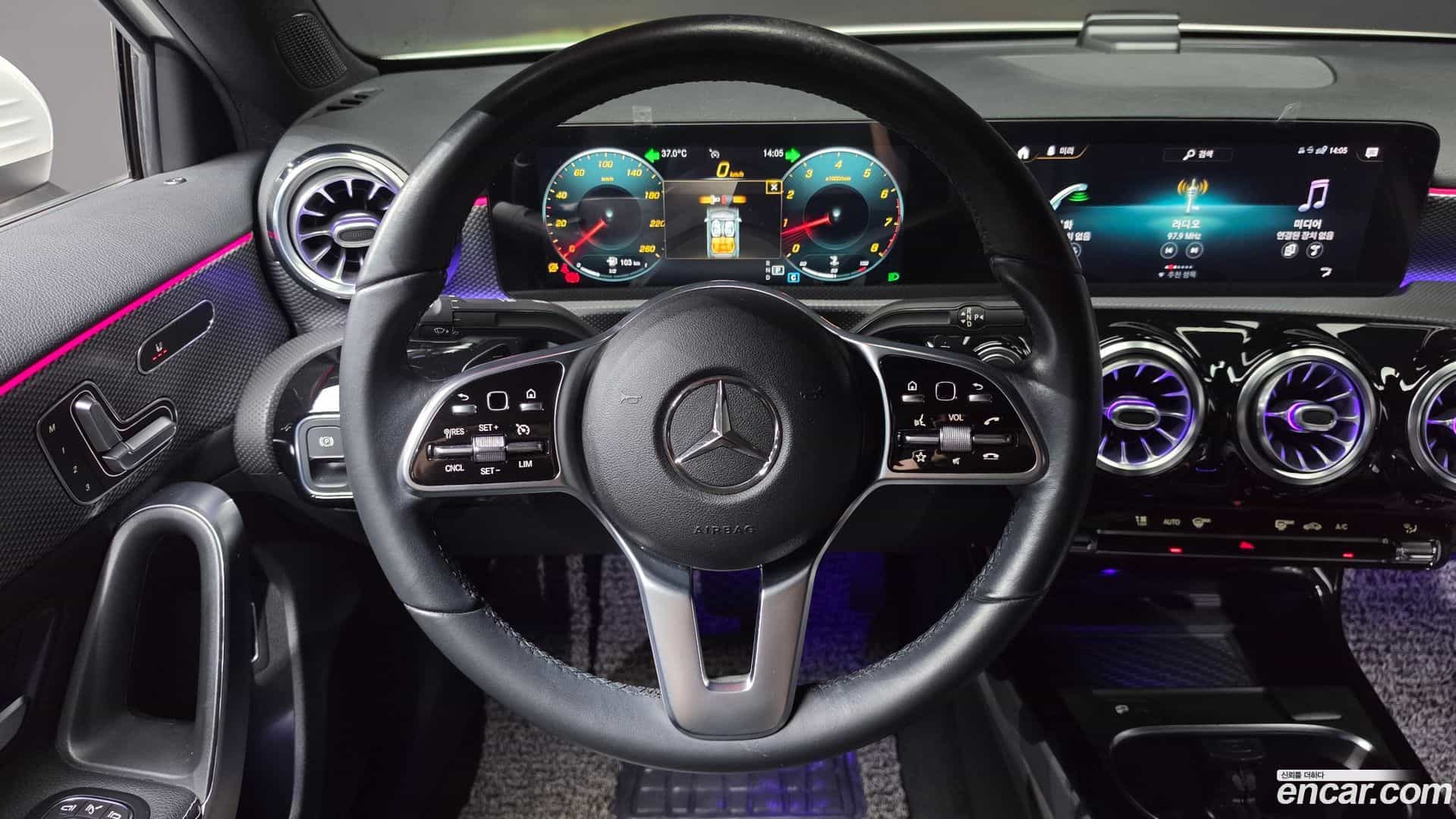 A-Class Mercedes-Benz 2021.2-OPTION-016
