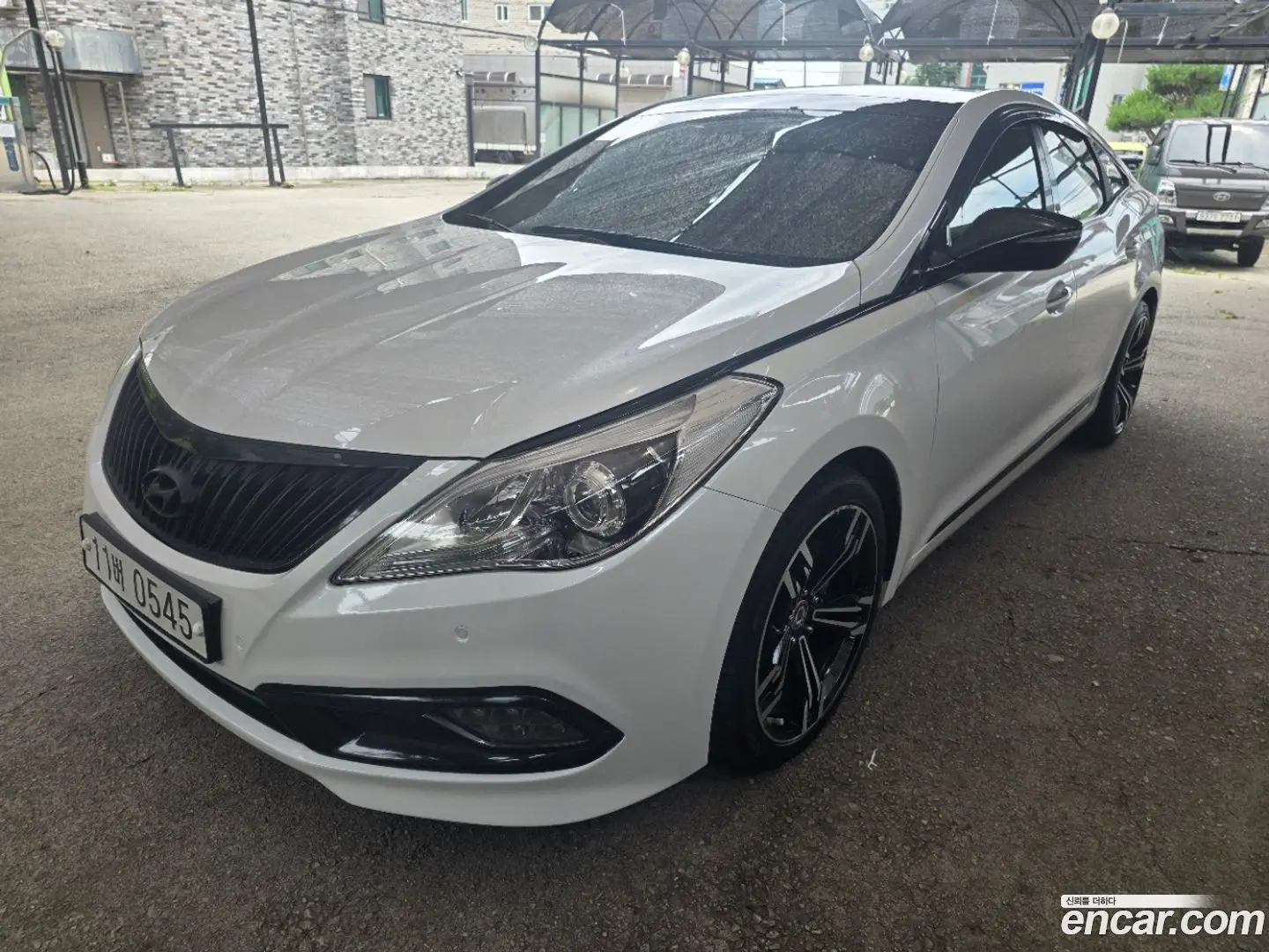 Main__Slider__Photo:Grandeur Hyundai 2016.0-0