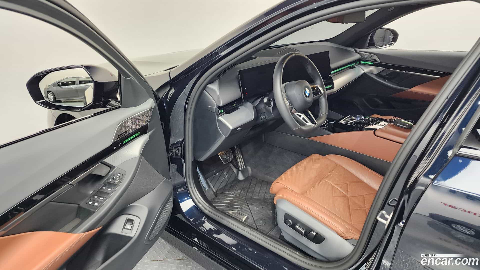 5-Series BMW 2024.7-INNER-010
