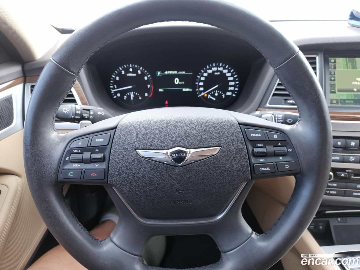 G80 Genesis 2016.10-INNER-009