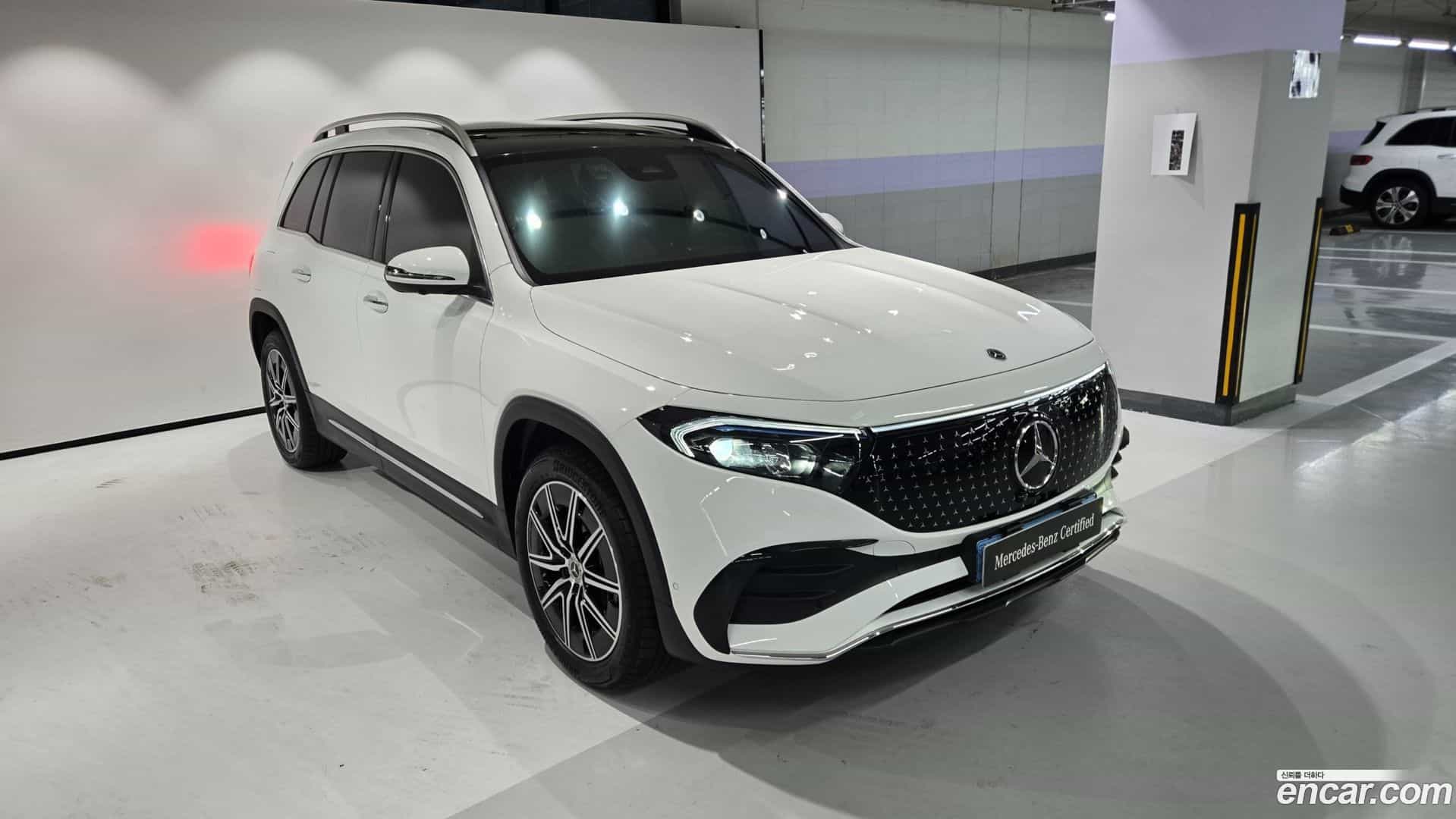 EQB Mercedes-Benz 2025.9-OUTER-002
