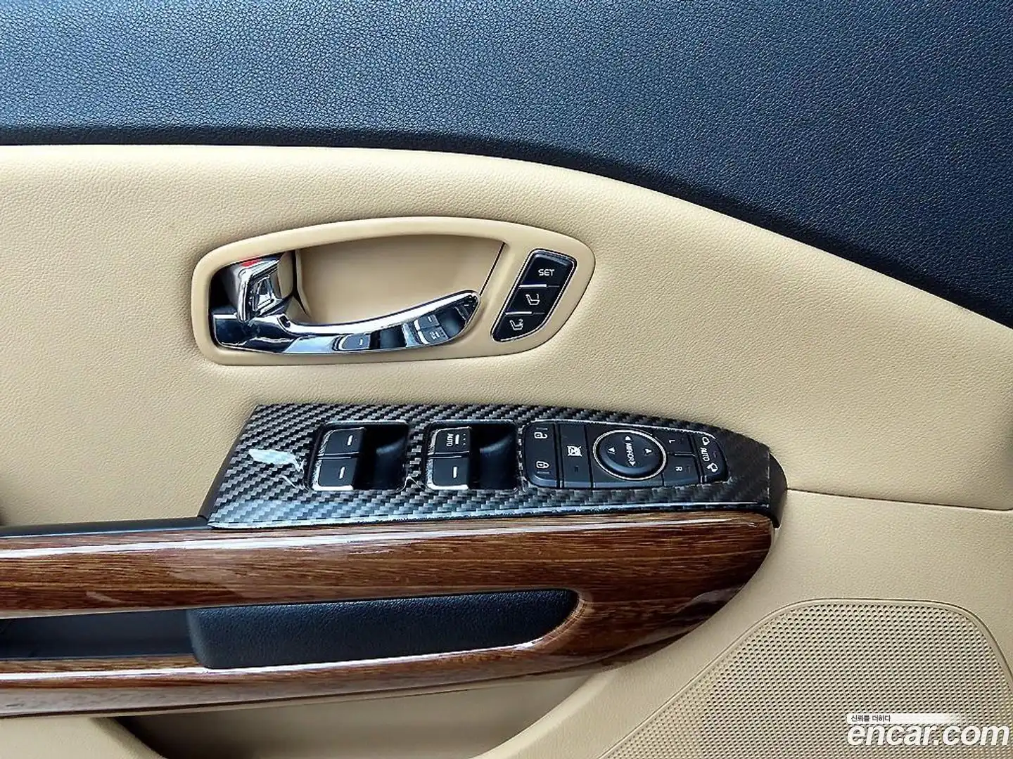 Canival Kia 2015.10-OPTION-015