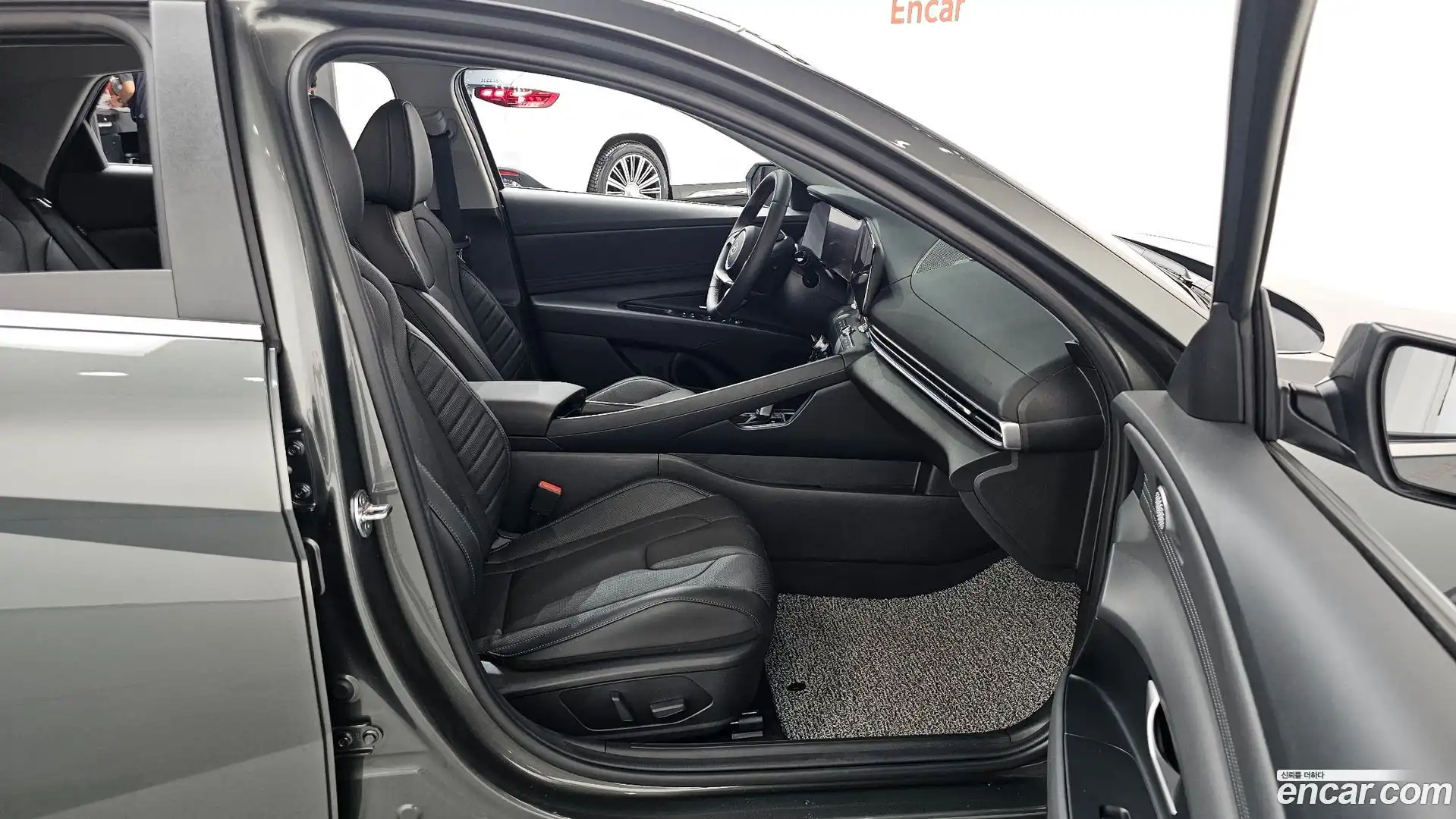 AVANTE Hyundai 2025.6-INNER-036