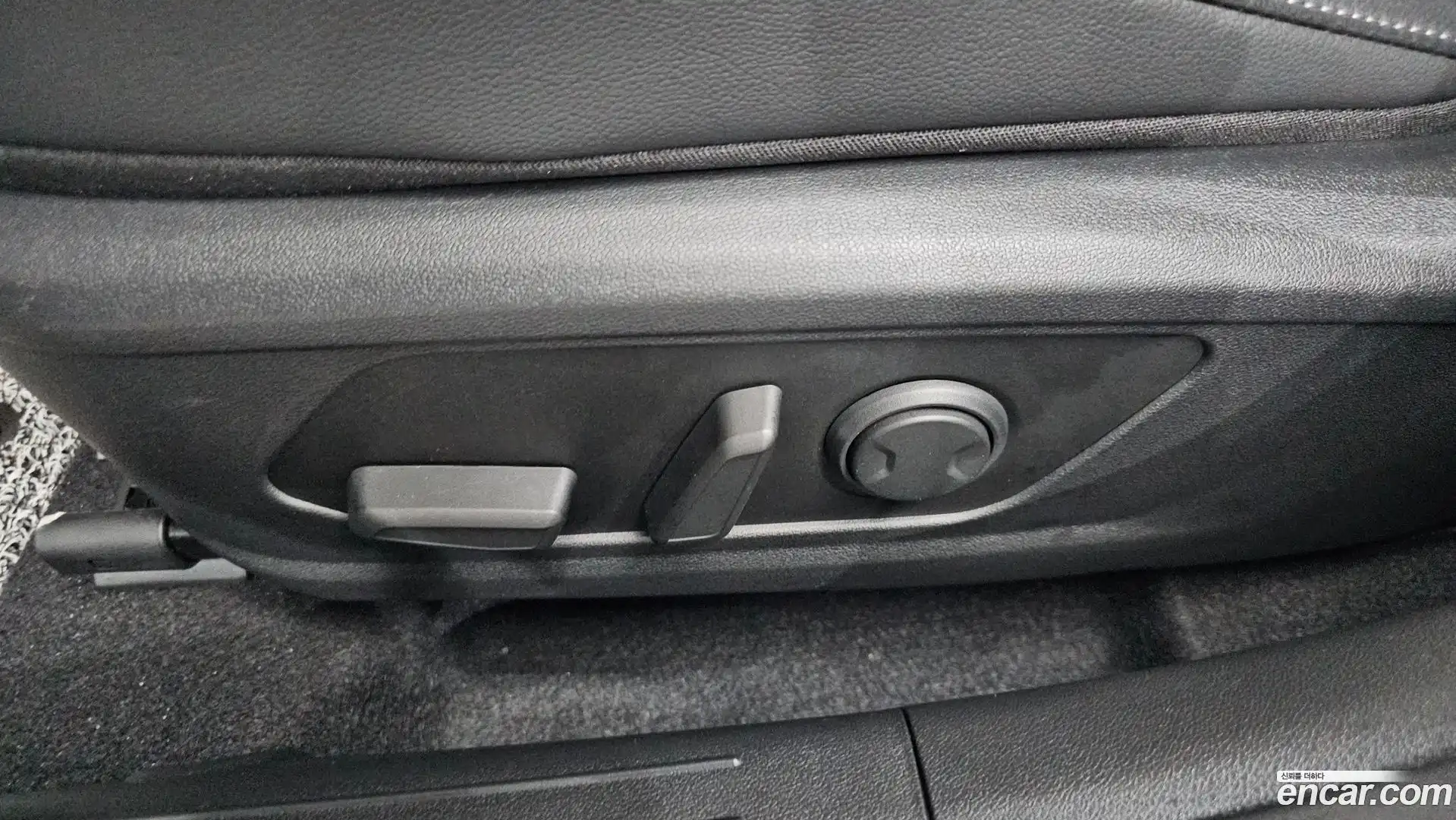 AVANTE Hyundai 2025.6-OPTION-044