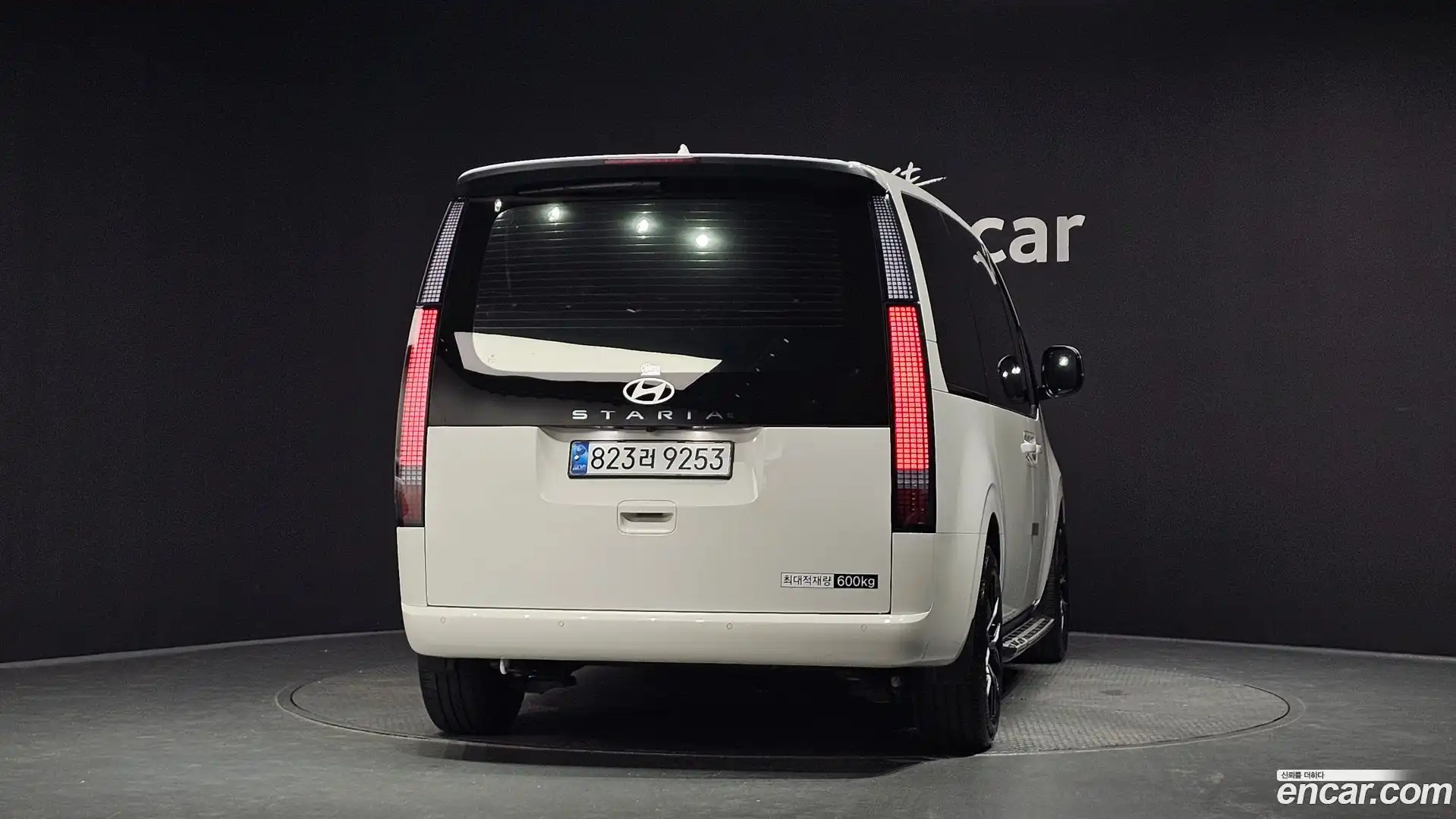 Staria Hyundai 2025.0-OUTER-004