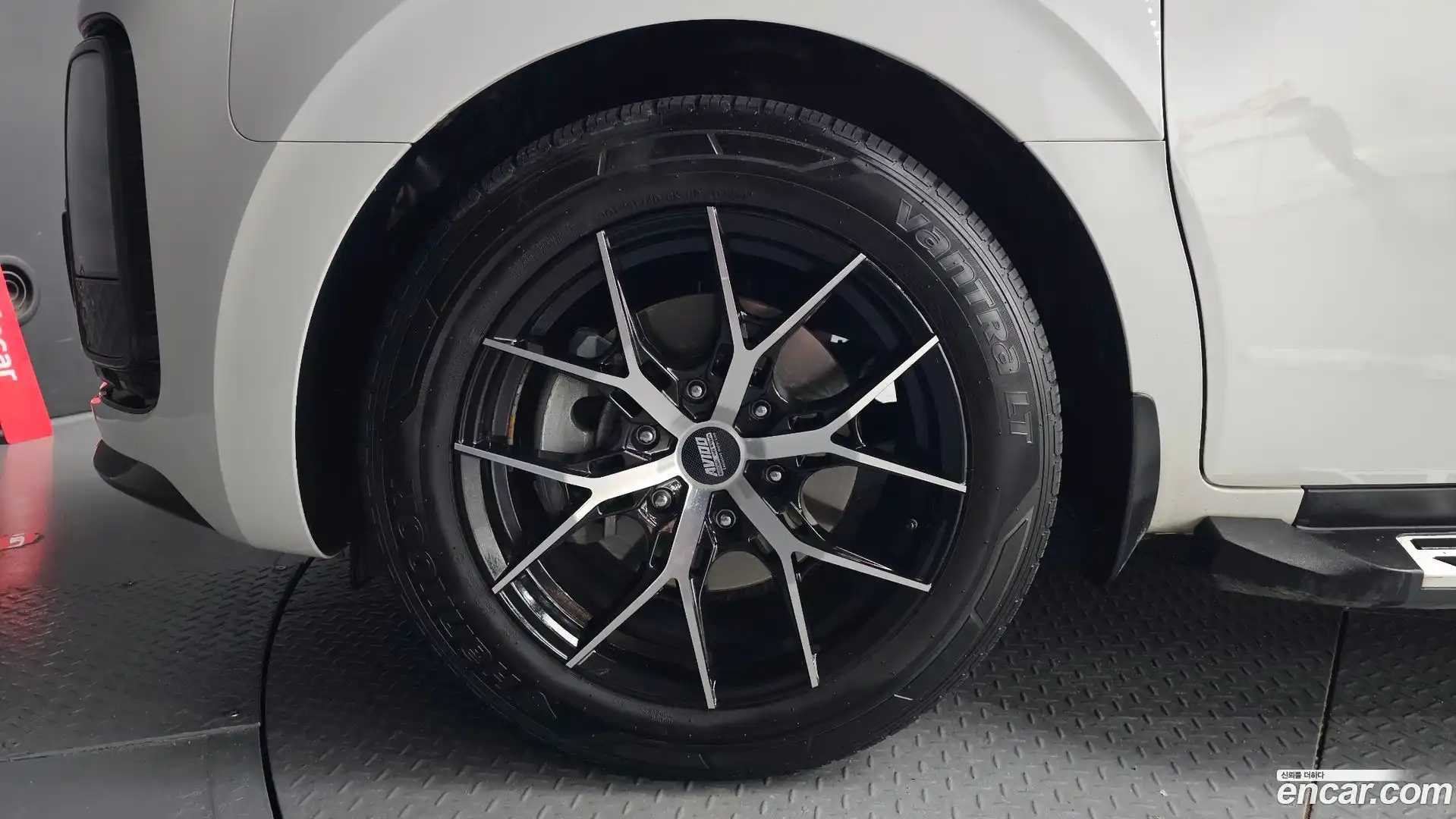 Staria Hyundai 2025.0-OUTER-005