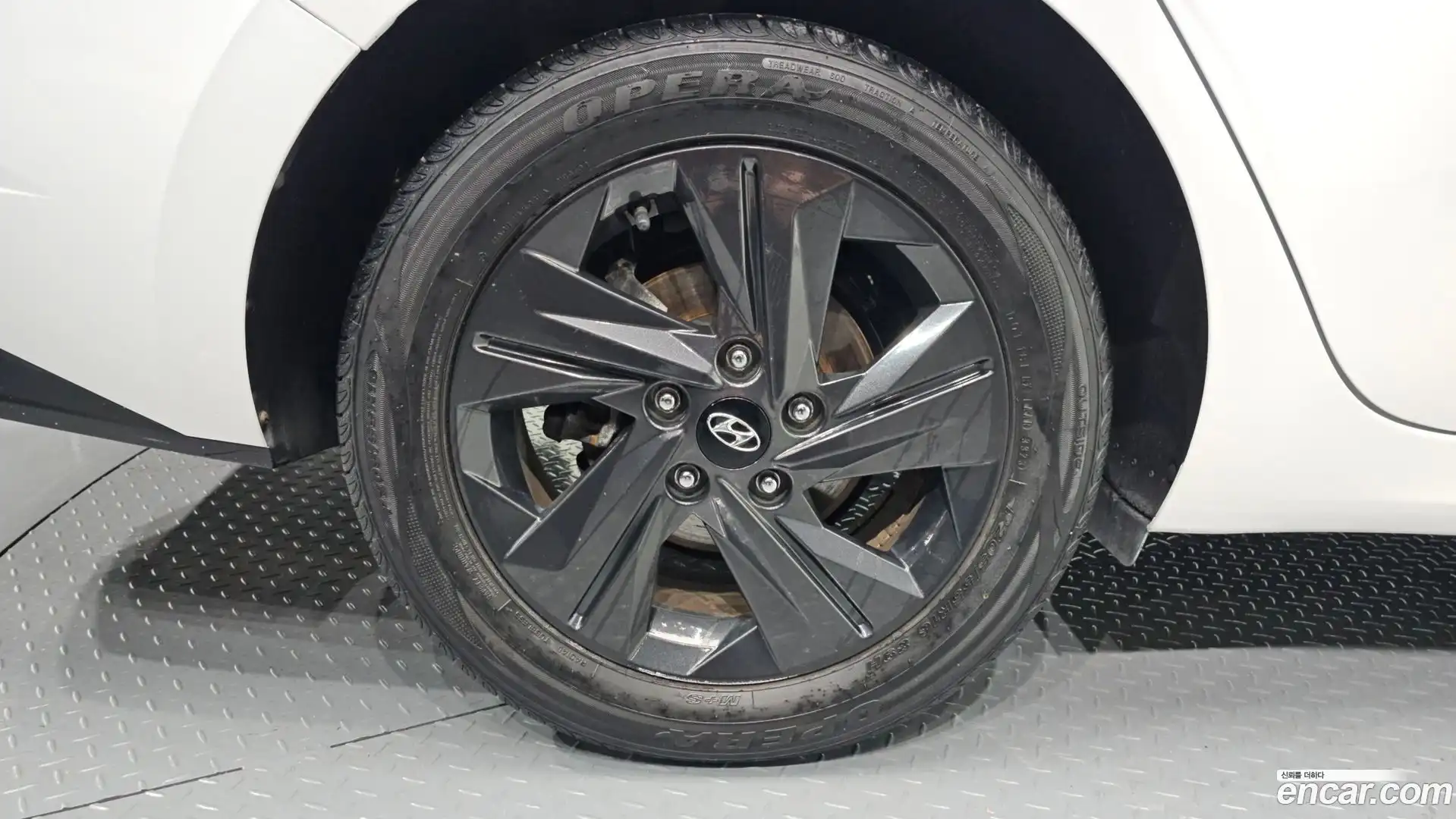 AVANTE Hyundai 2020.6-OUTER-005