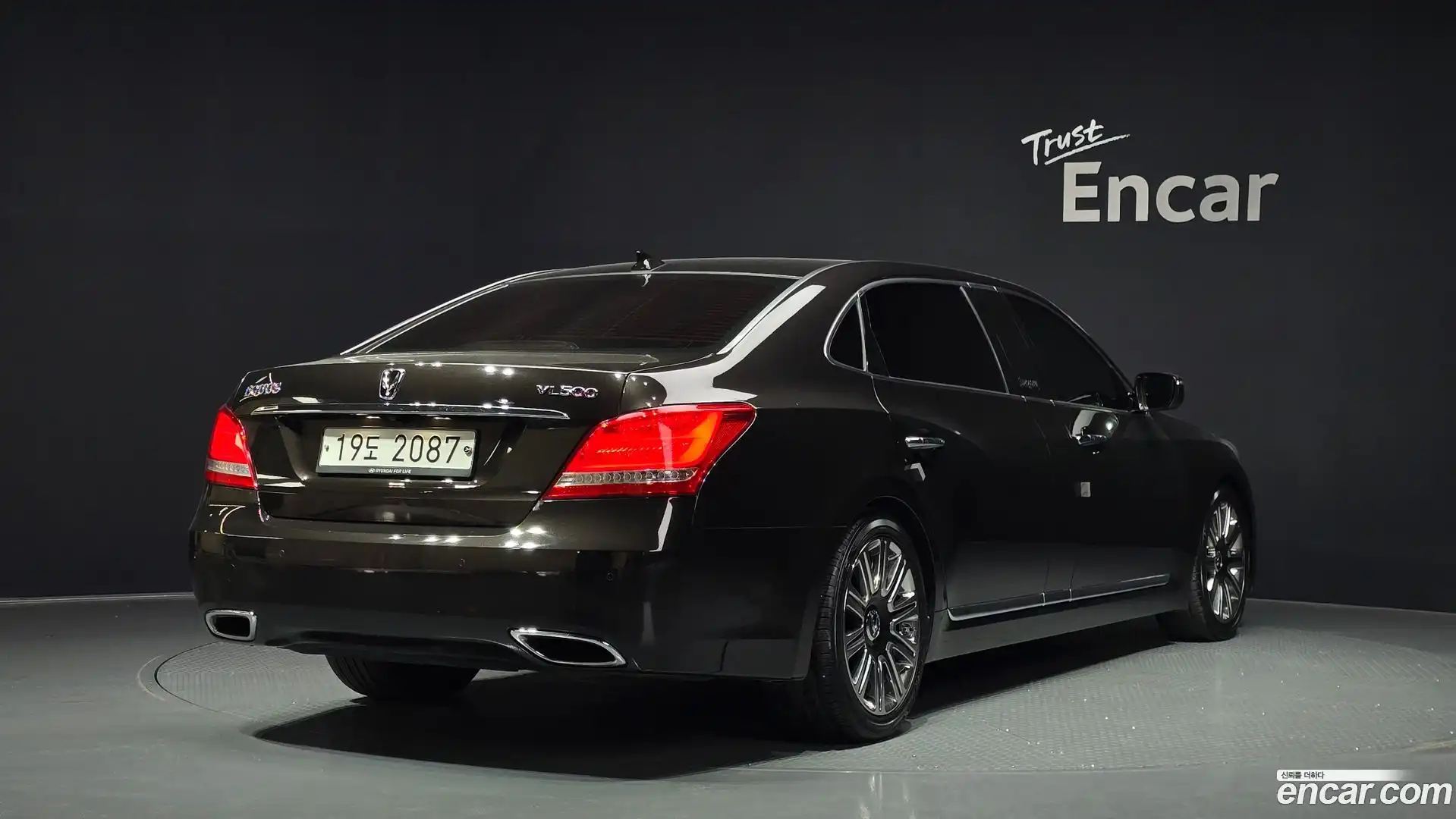 Equus Hyundai 2013.0-OUTER-002