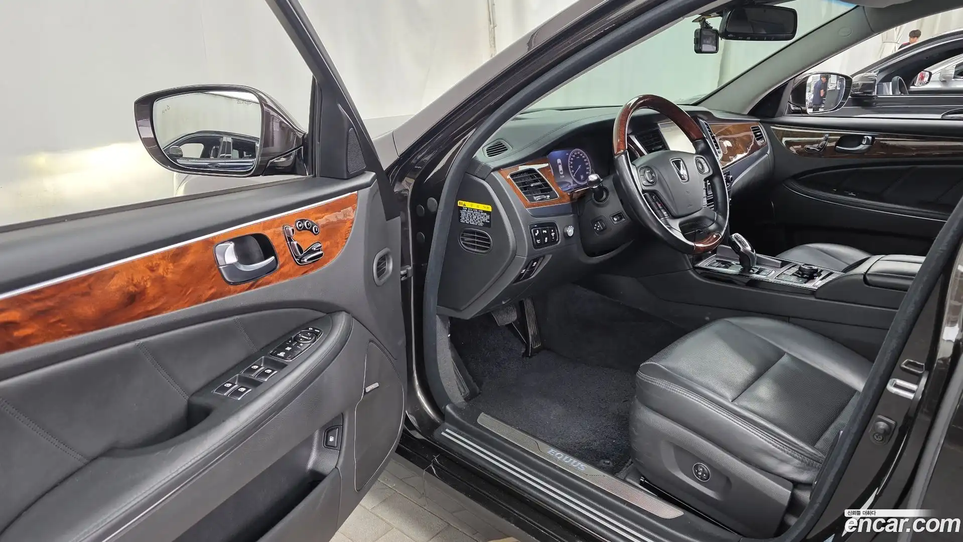 Equus Hyundai 2013.0-INNER-010