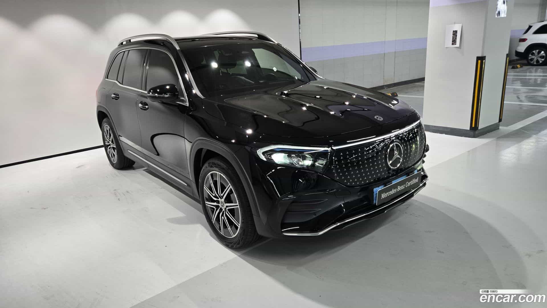 EQB Mercedes-Benz 2025.9-OUTER-002