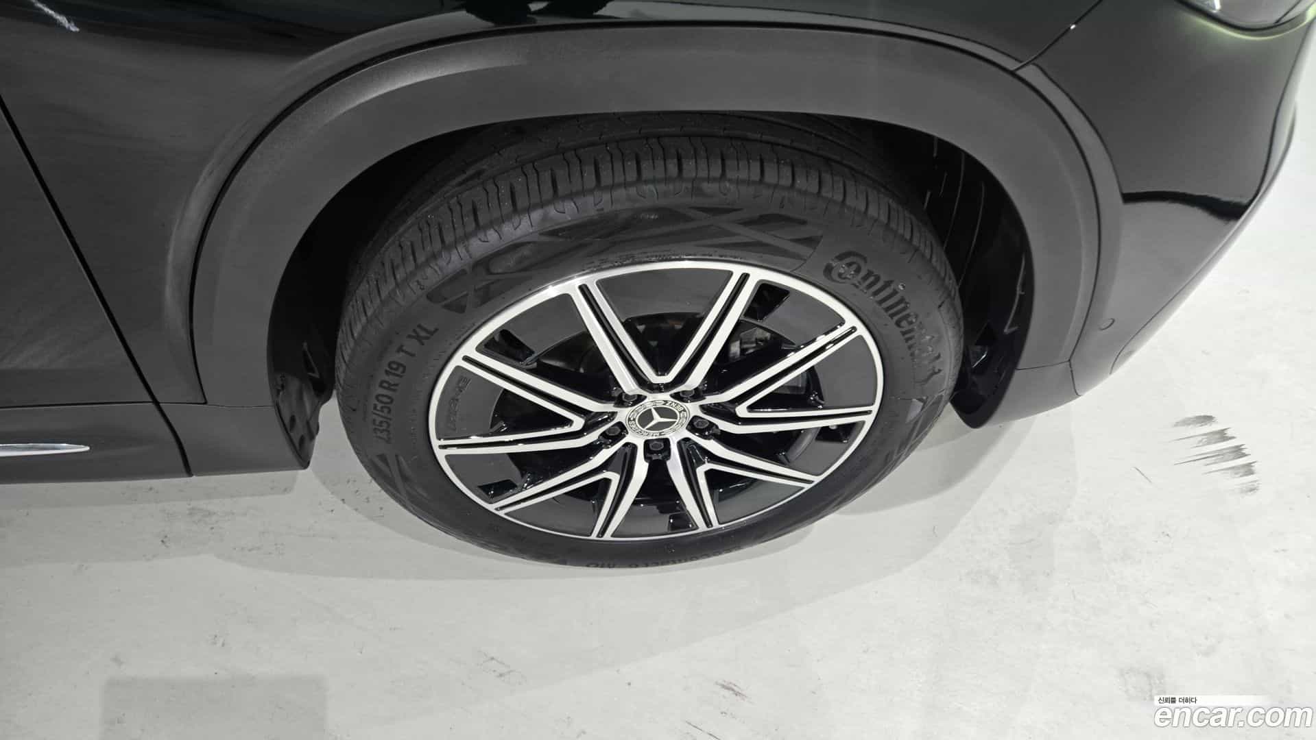 EQB Mercedes-Benz 2025.9-OUTER-005