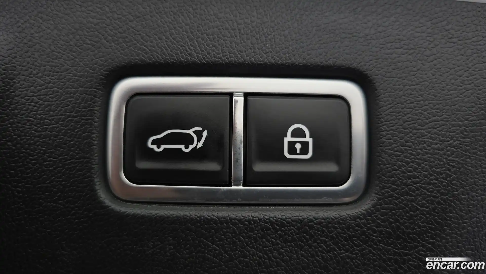 Sorento Kia 2023.0-OPTION-019