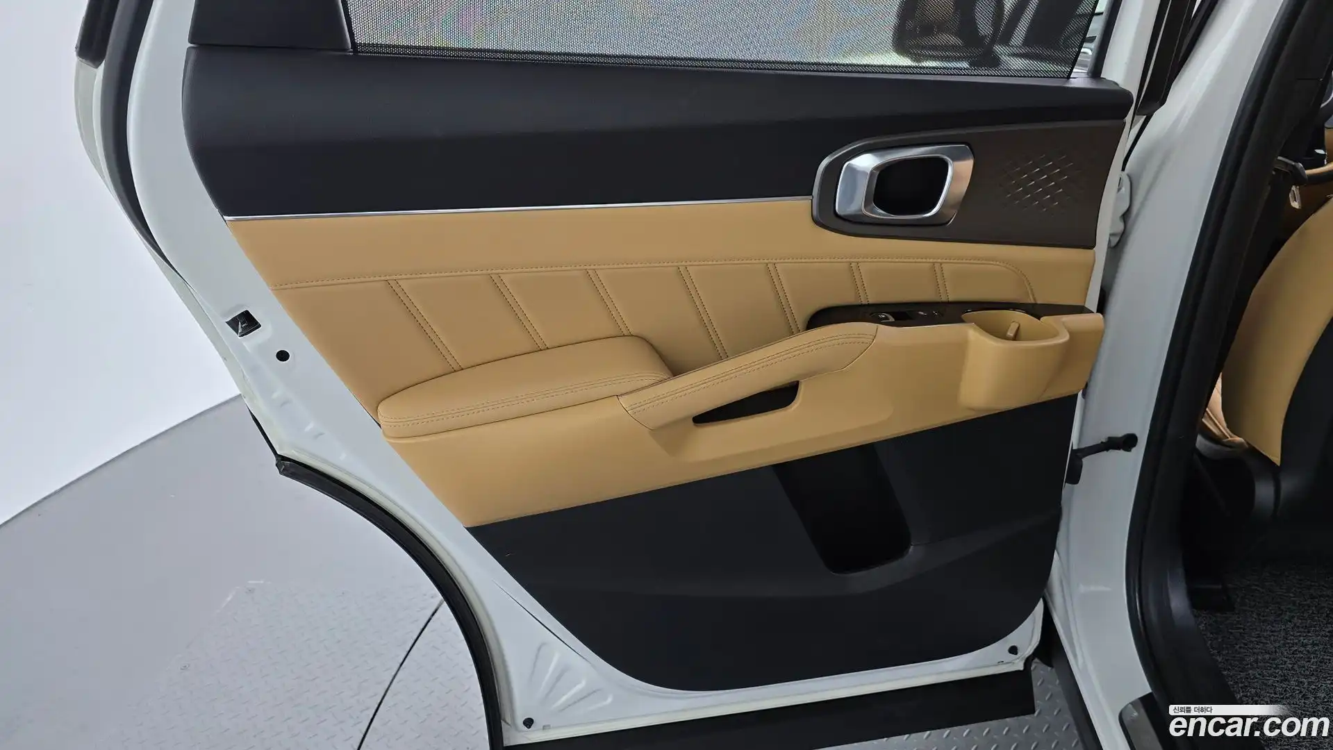 Sorento Kia 2023.0-INNER-035
