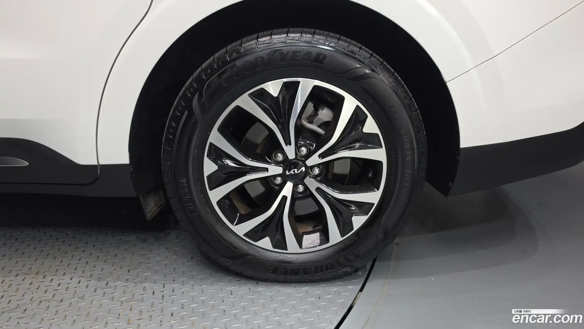 Canival Kia 2023.3-OUTER-031