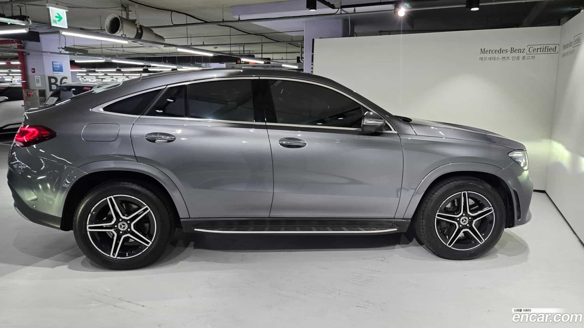 GLE-Class Mercedes-Benz 2021.5-INNER-009