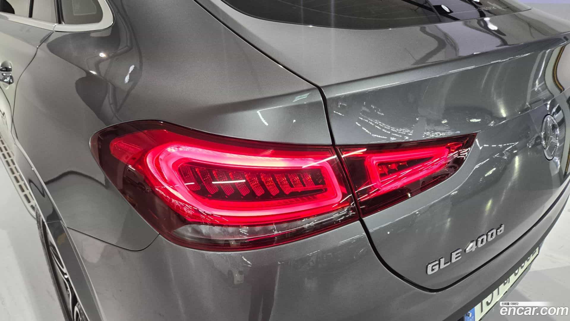GLE-Class Mercedes-Benz 2021.5-OPTION-017