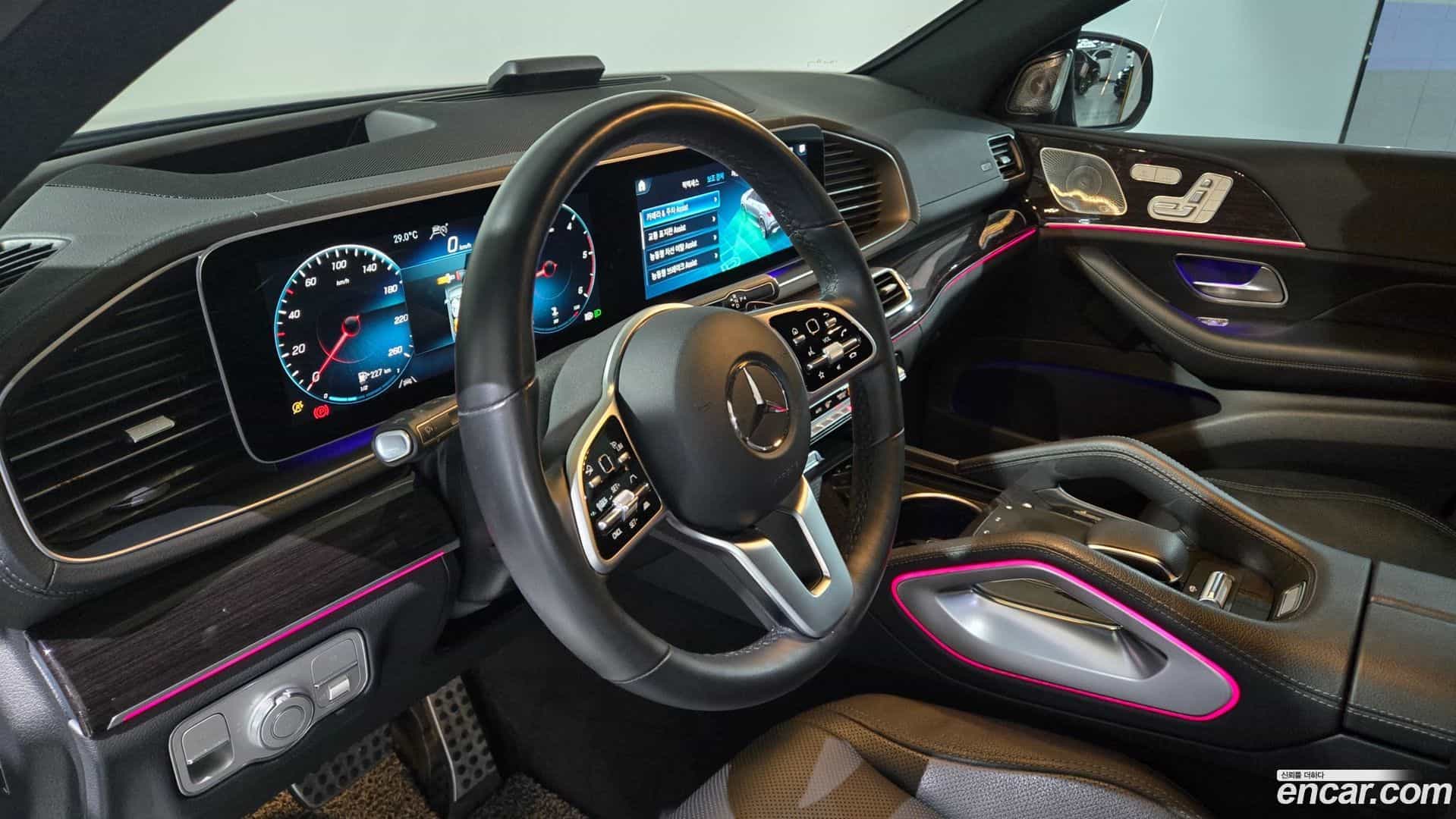 GLE-Class Mercedes-Benz 2021.5-OPTION-019