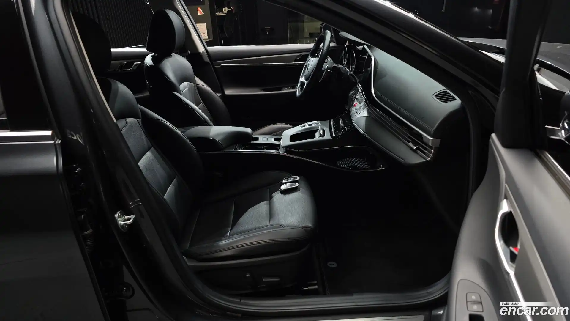 Grandeur Hyundai 2020.9-INNER-036