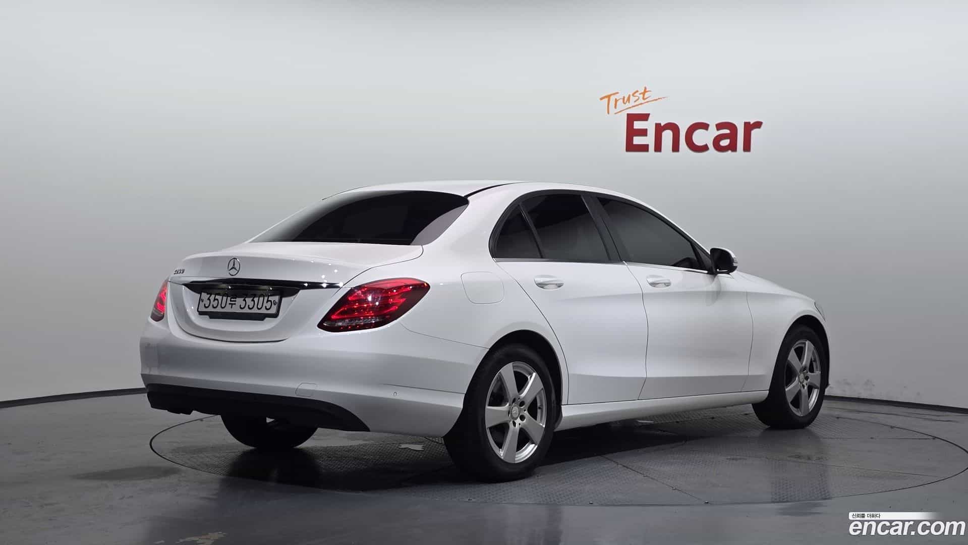 C-Class Mercedes-Benz 2017.1-OUTER-002