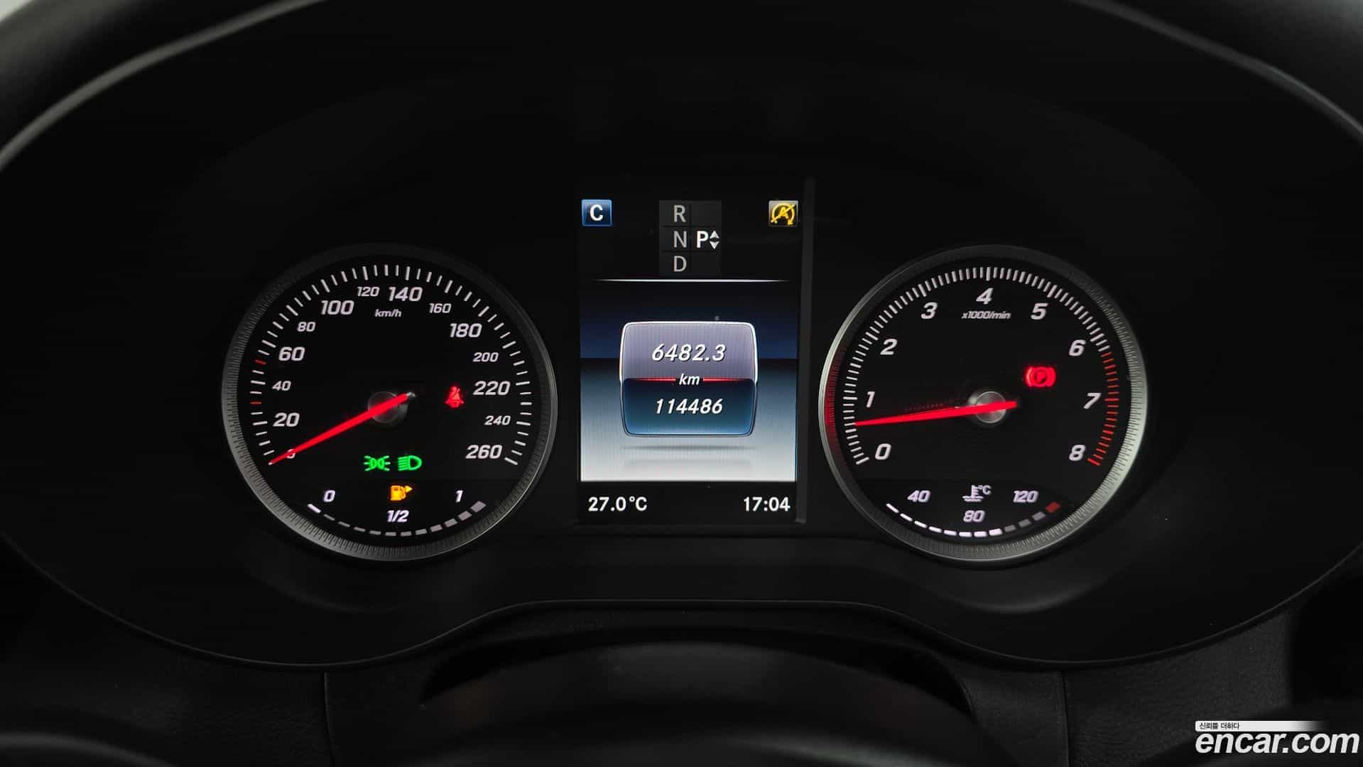 C-Class Mercedes-Benz 2017.1-INNER-008