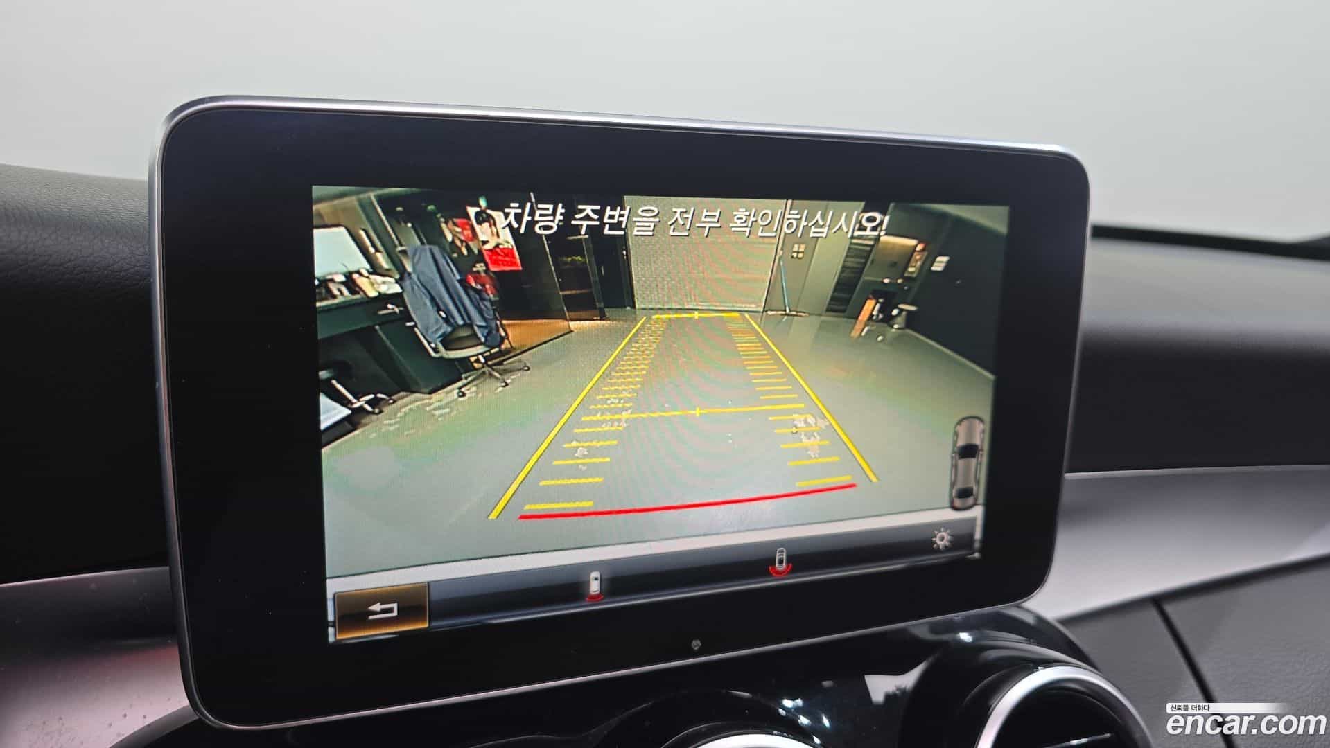 C-Class Mercedes-Benz 2017.1-OPTION-019