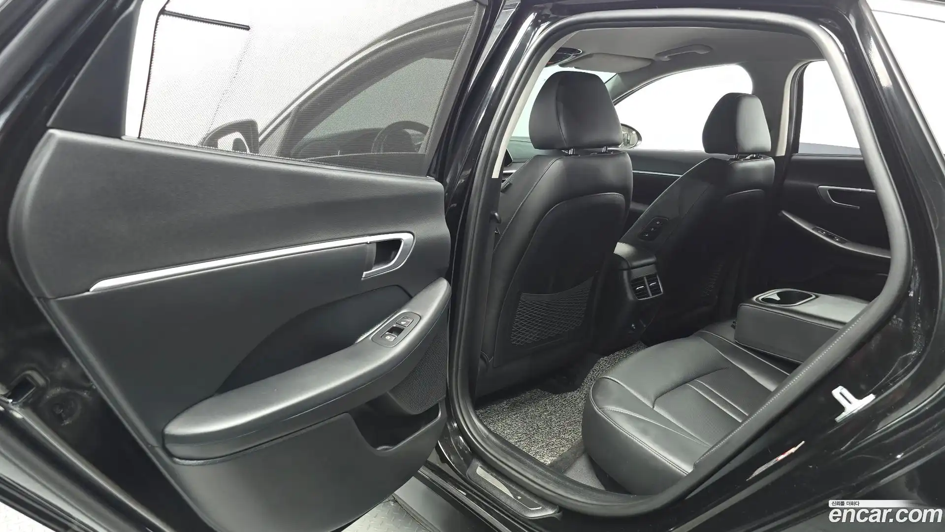 Sonata Hyundai 2019.5-INNER-036