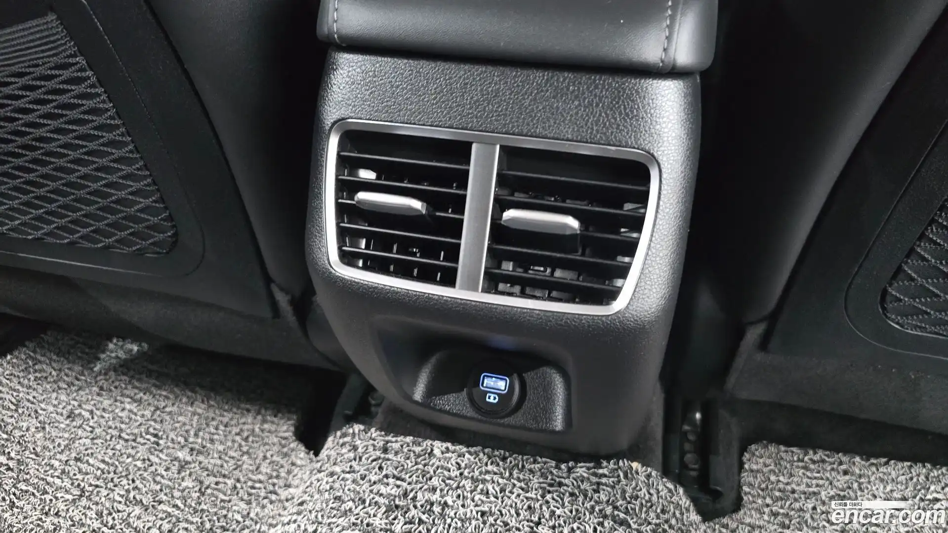 Sonata Hyundai 2019.5-OPTION-044