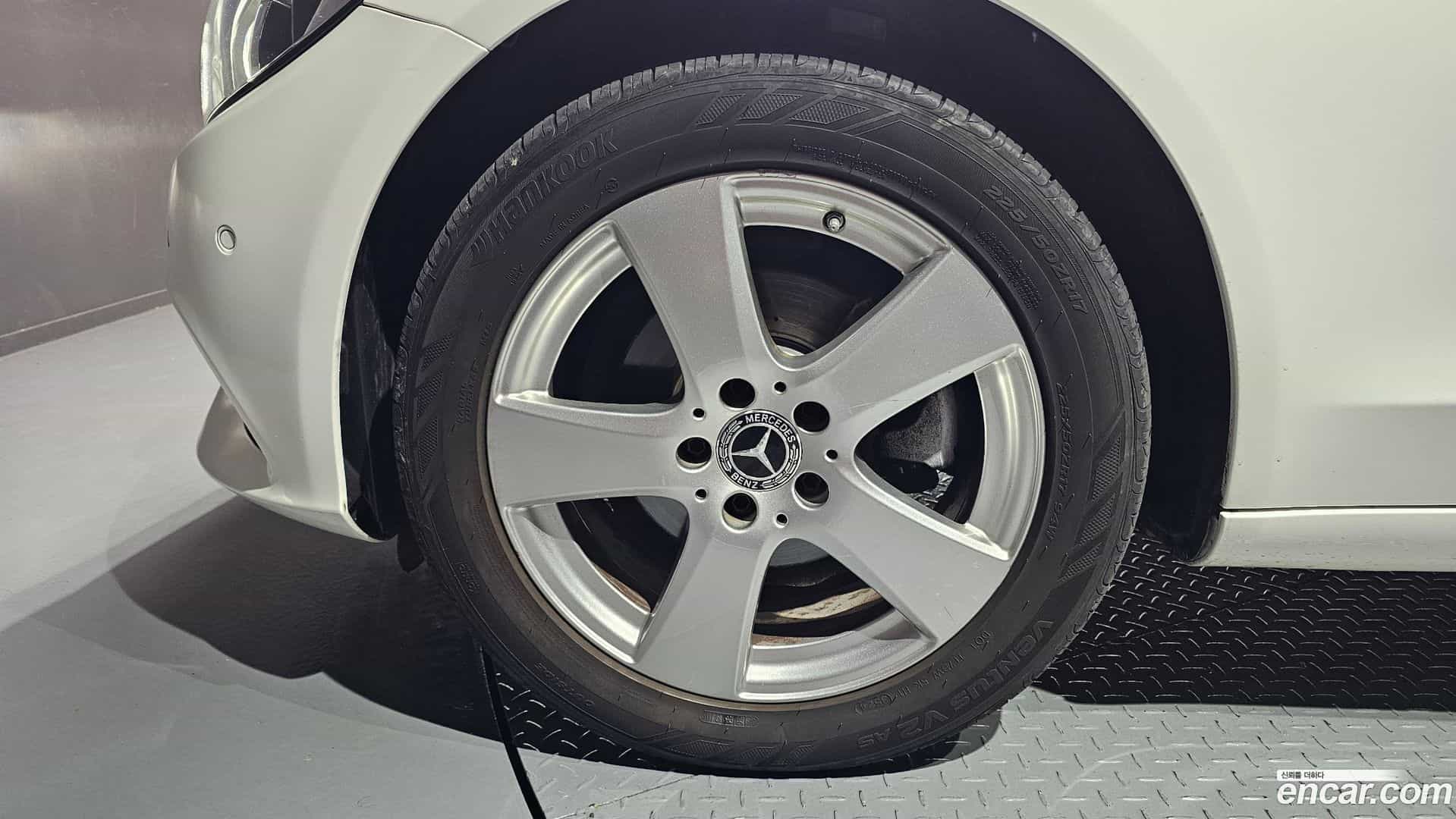 C-Class Mercedes-Benz 2018.3-OUTER-005