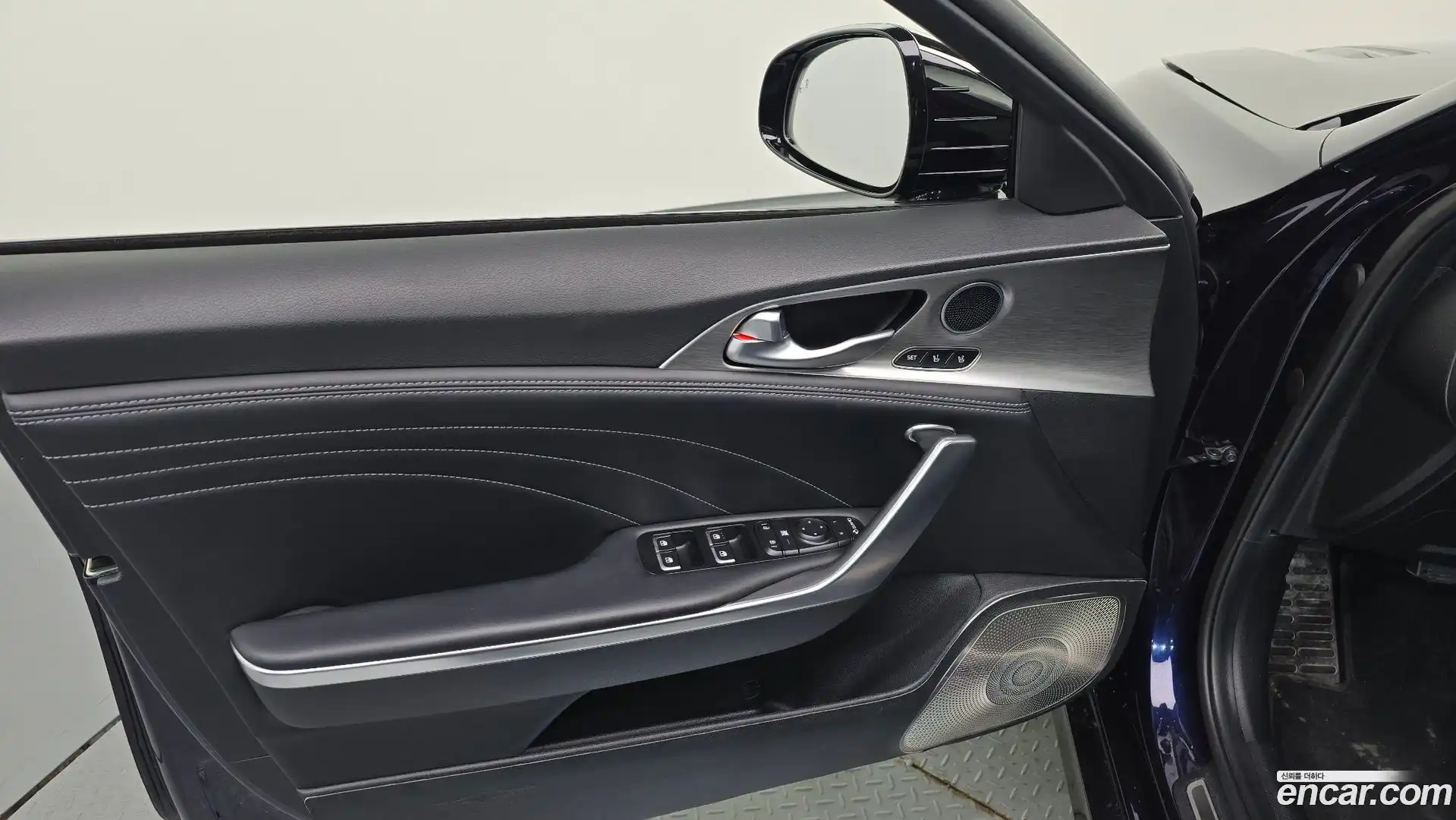 Stinger Kia 2021.2-INNER-034