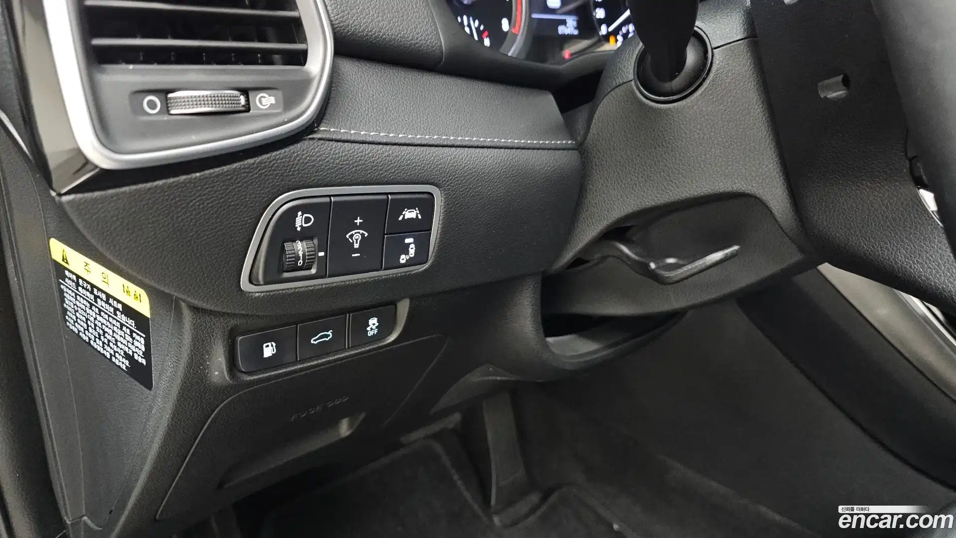 Grandeur Hyundai 2019.4-OPTION-024