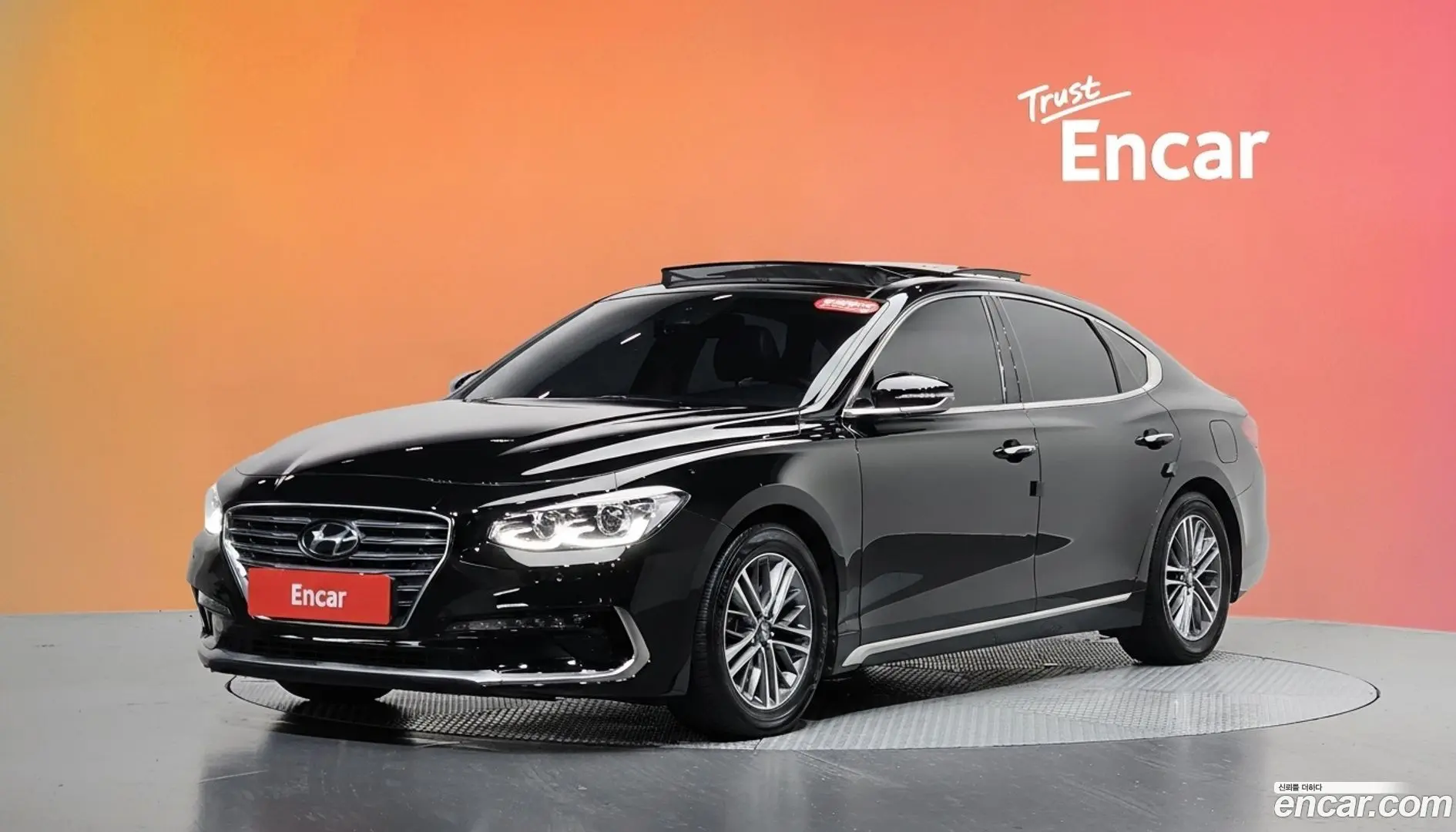 Main__Slider__Photo:Grandeur Hyundai 2019.4-0