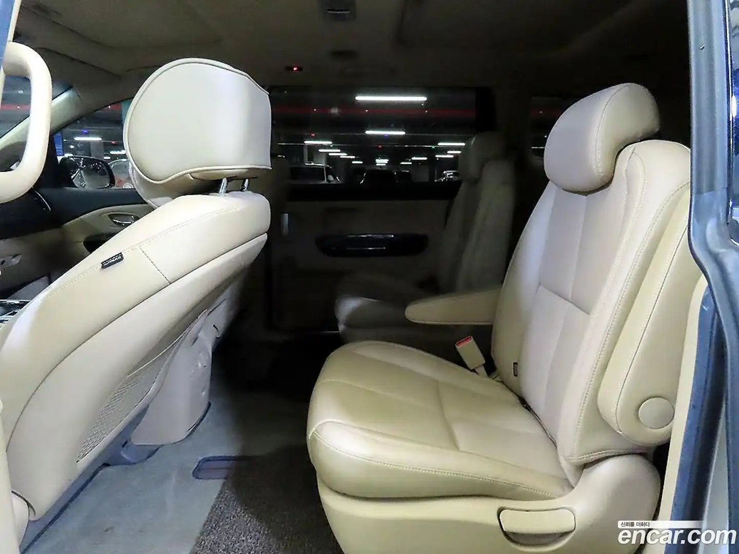 Canival Kia 2020.1-INNER-007