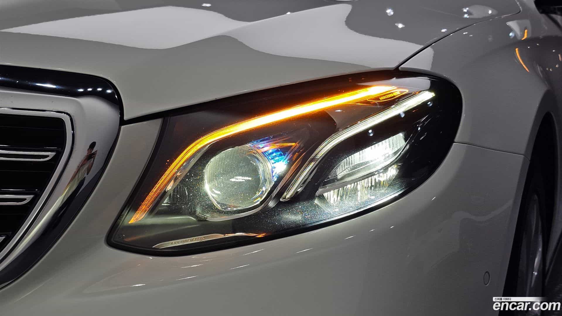 E-Class Mercedes-Benz 2019.4-OUTER-032