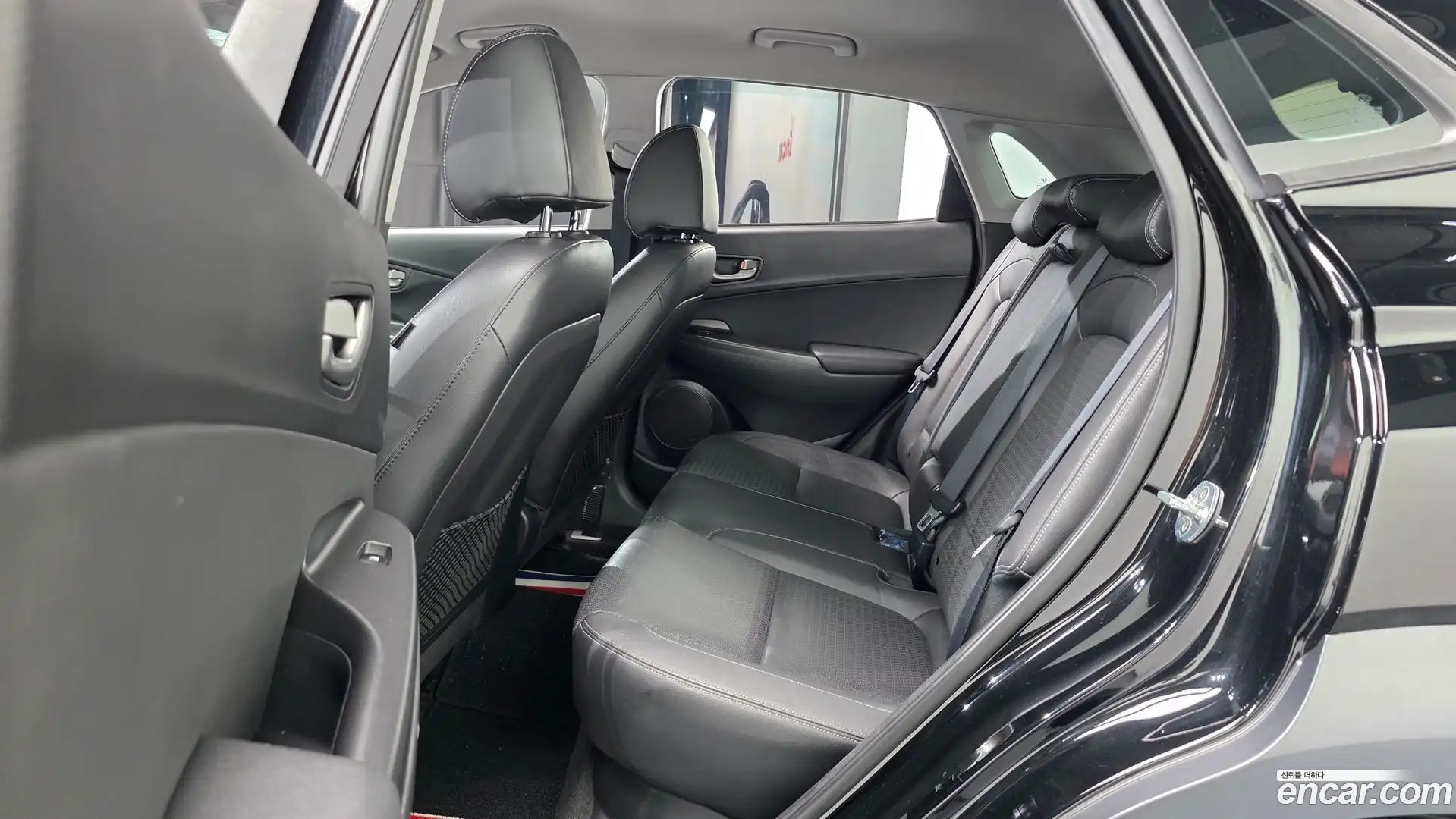Kona Hyundai 2017.9-OPTION-015