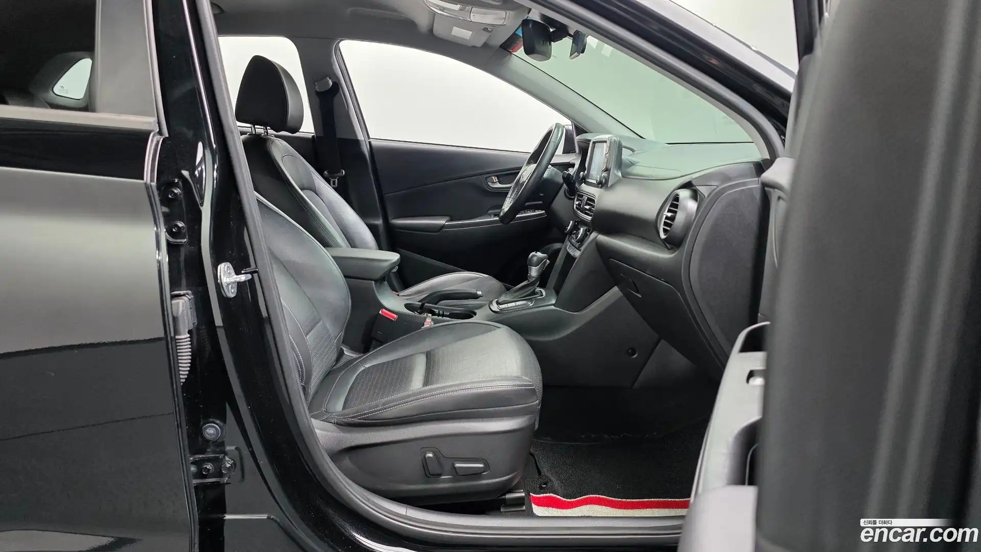 Kona Hyundai 2017.9-INNER-036