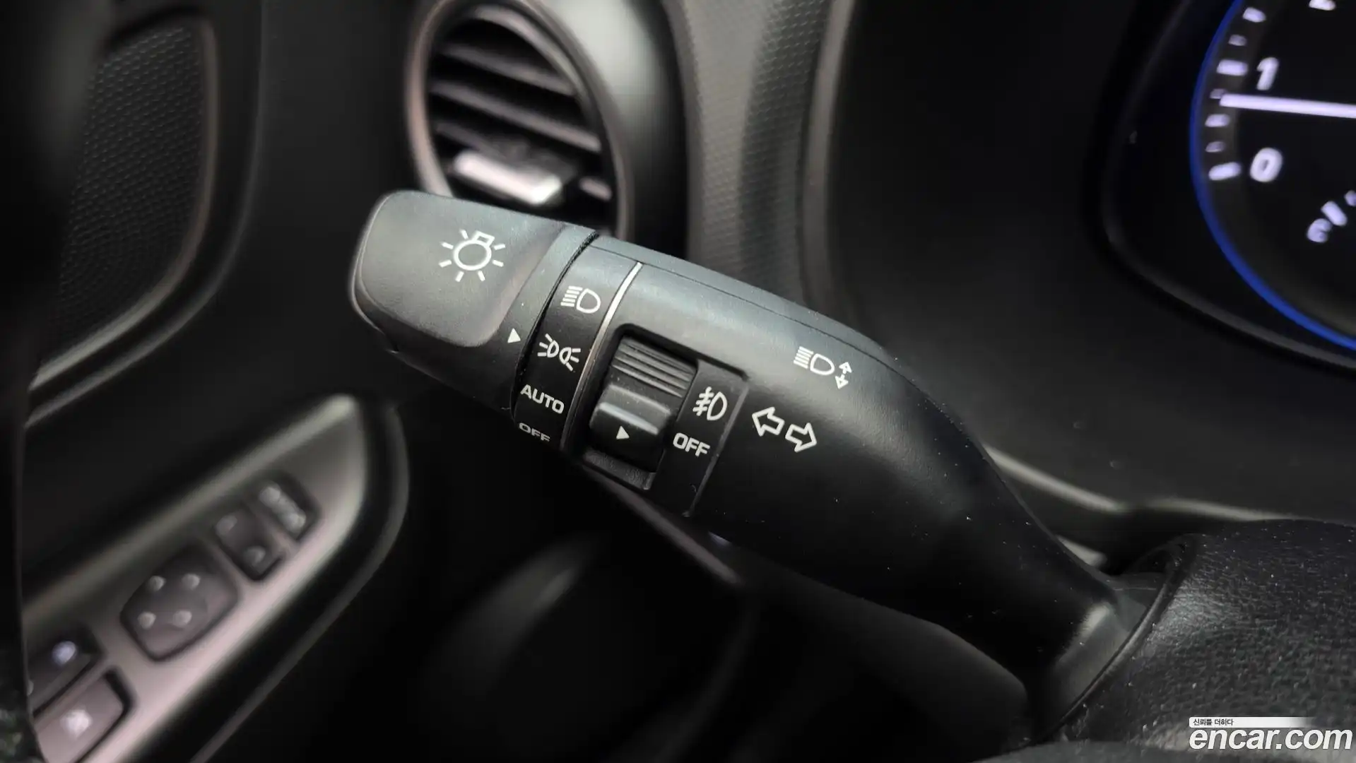 Kona Hyundai 2017.9-OPTION-040