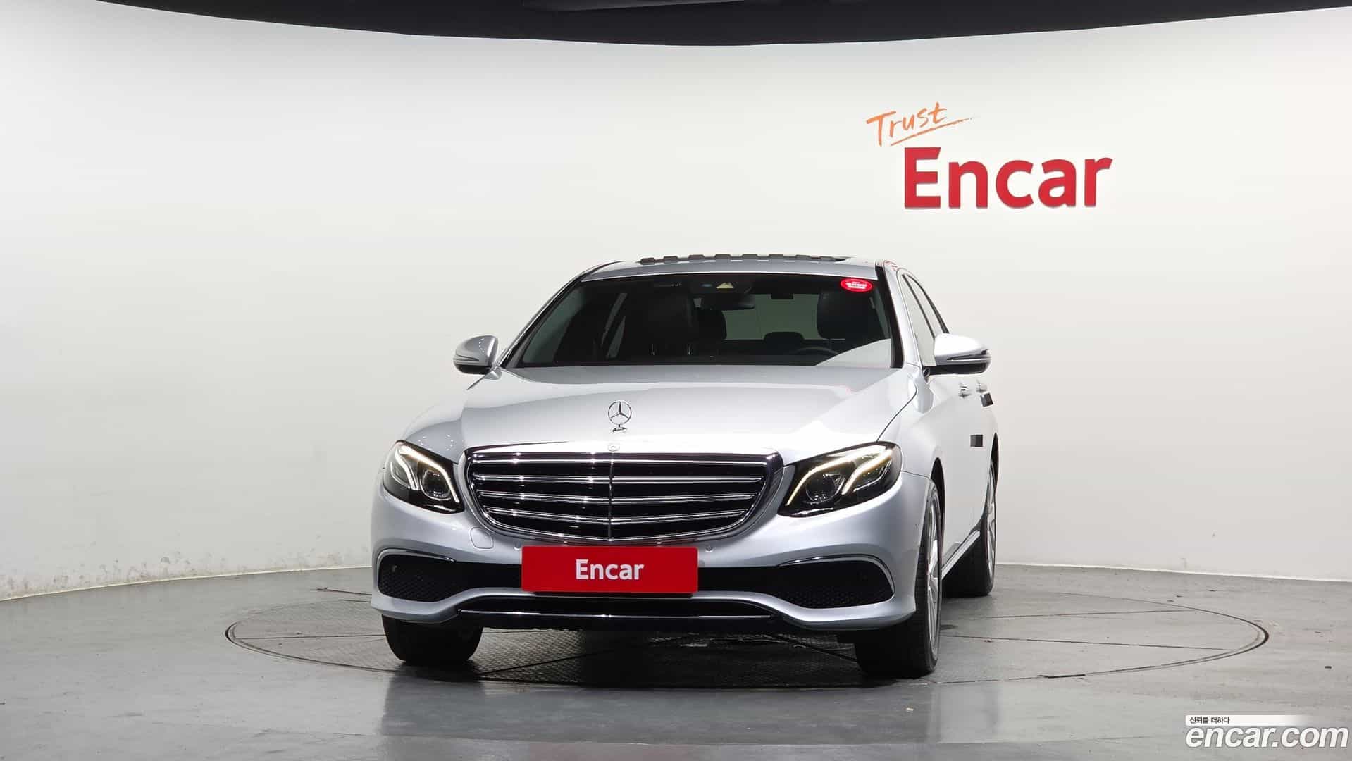 E-Class Mercedes-Benz 2016.8-OUTER-003