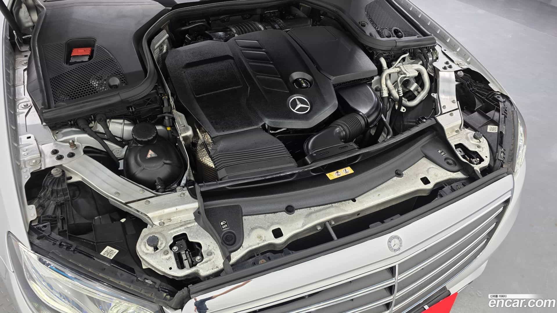 E-Class Mercedes-Benz 2016.8-OUTER-006