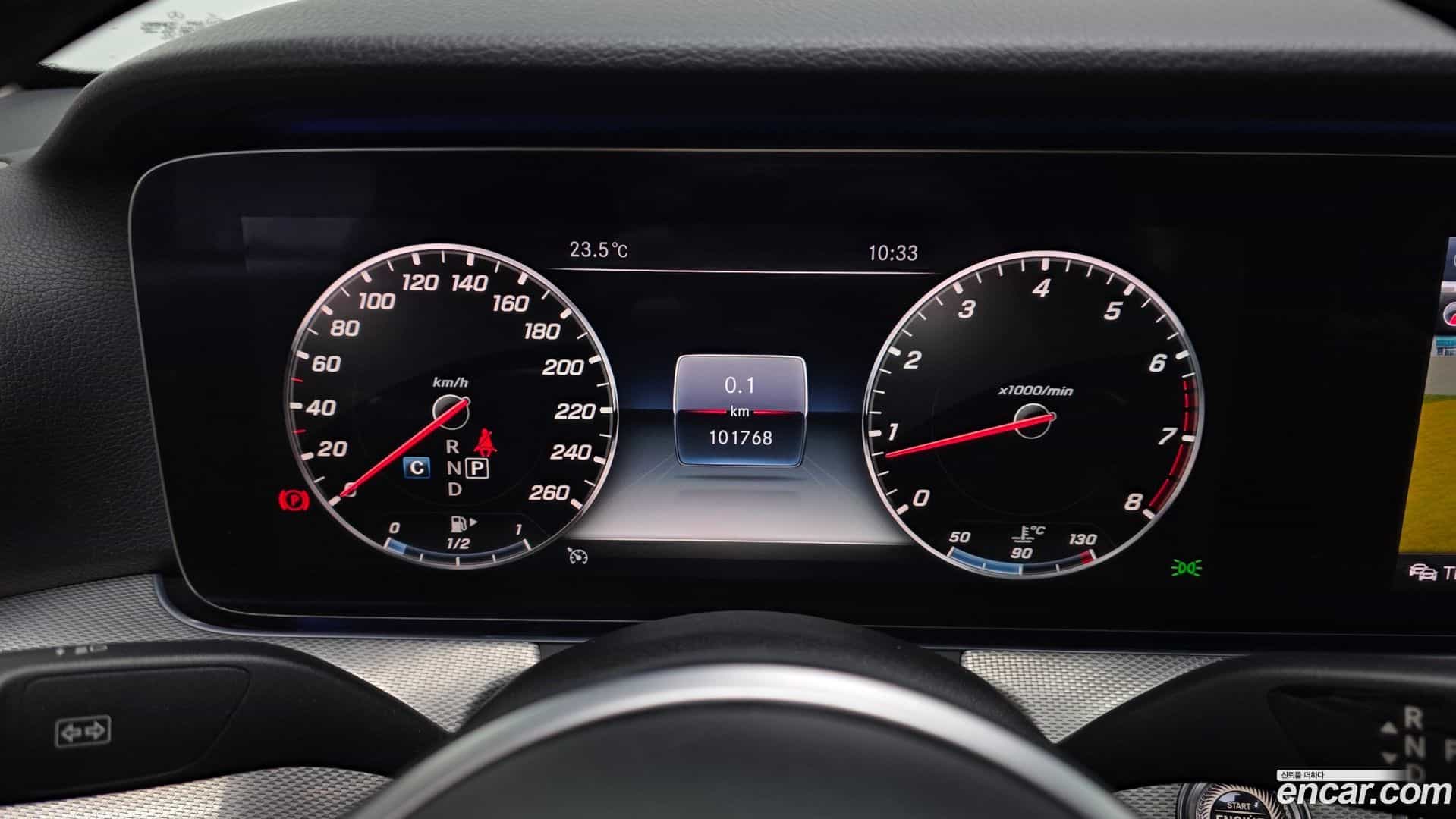 E-Class Mercedes-Benz 2018.8-INNER-008