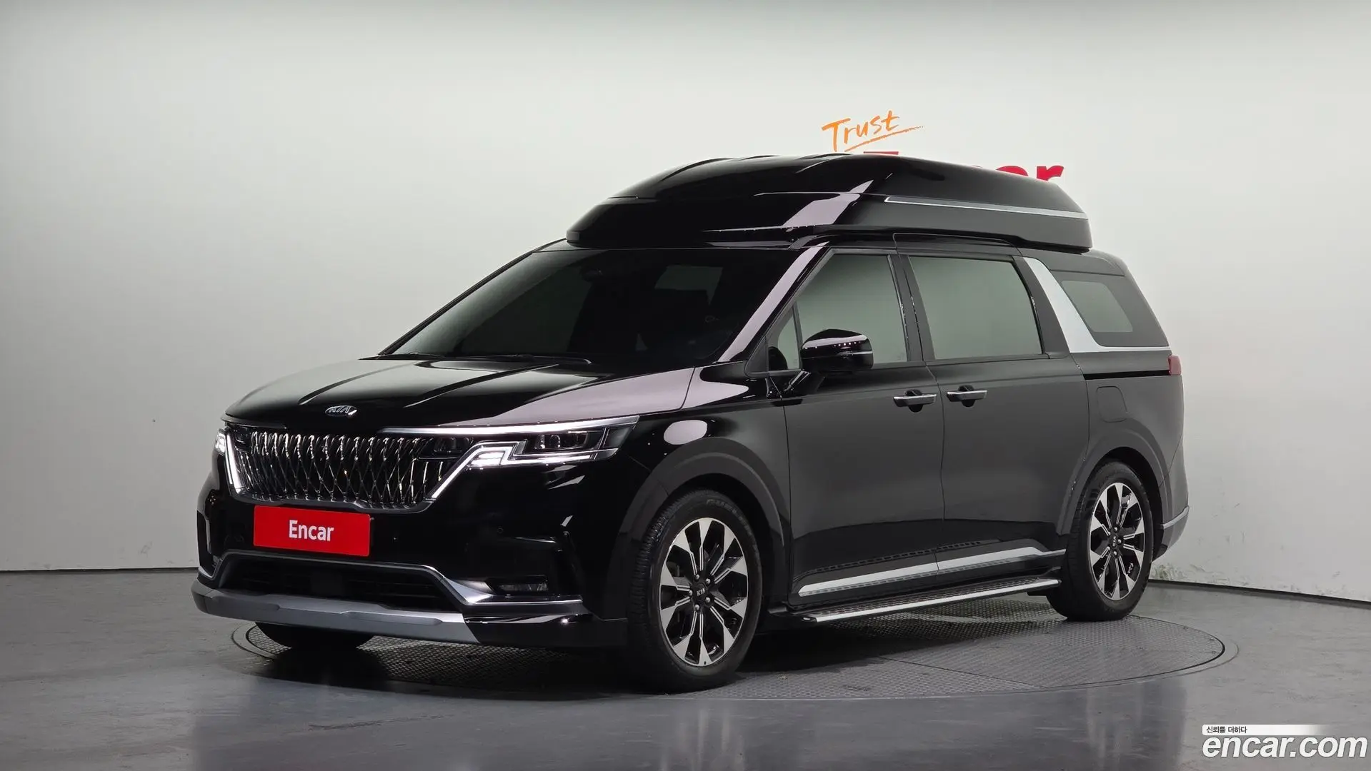Main__Slider__Photo:Canival Kia 2021.3-0