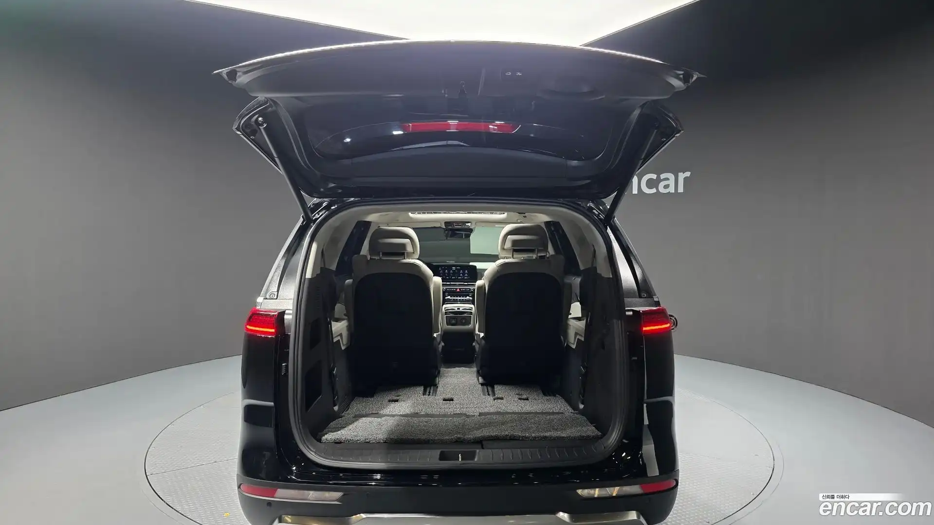 Canival Kia 2022.5-OPTION-024