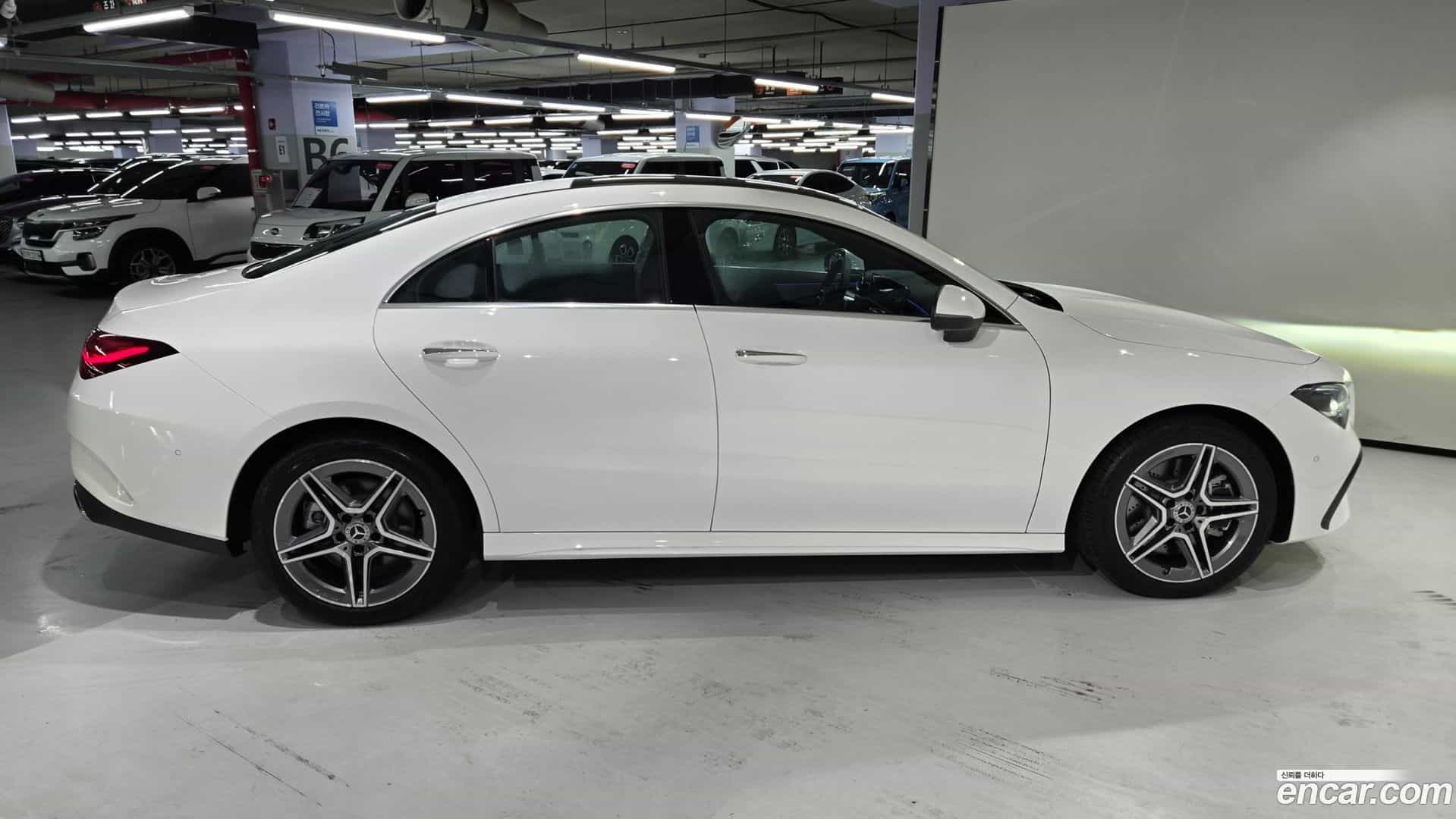 CLA-Class Mercedes-Benz 2025.9-INNER-009