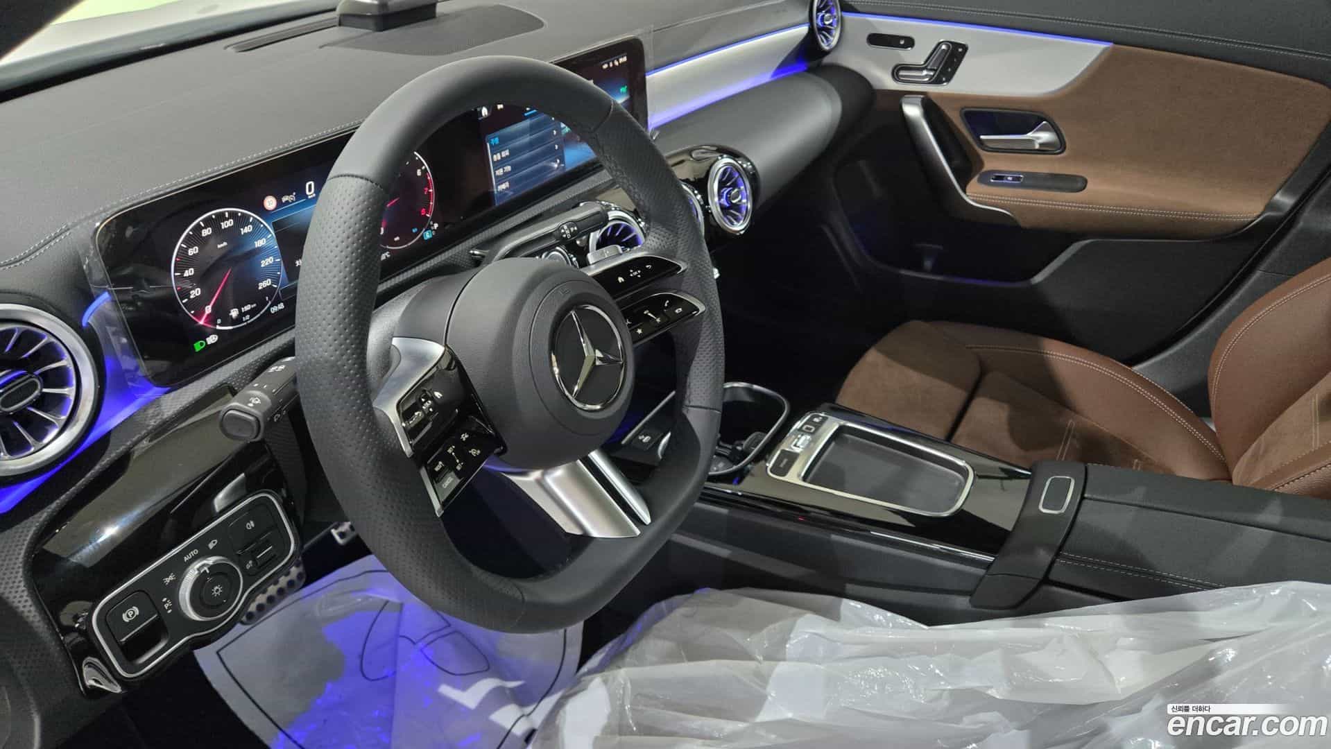 CLA-Class Mercedes-Benz 2025.9-OPTION-019