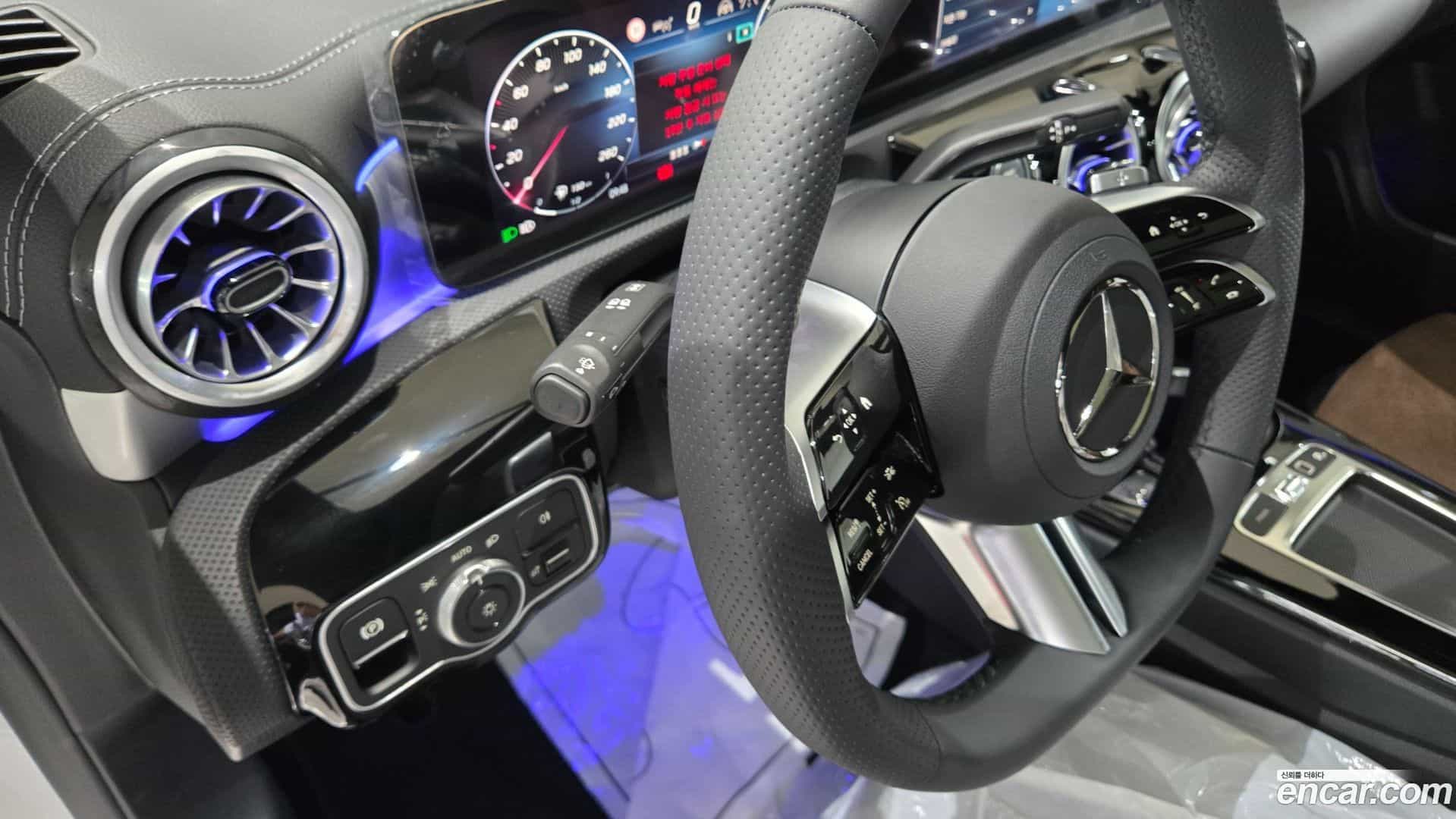 CLA-Class Mercedes-Benz 2025.9-OPTION-023