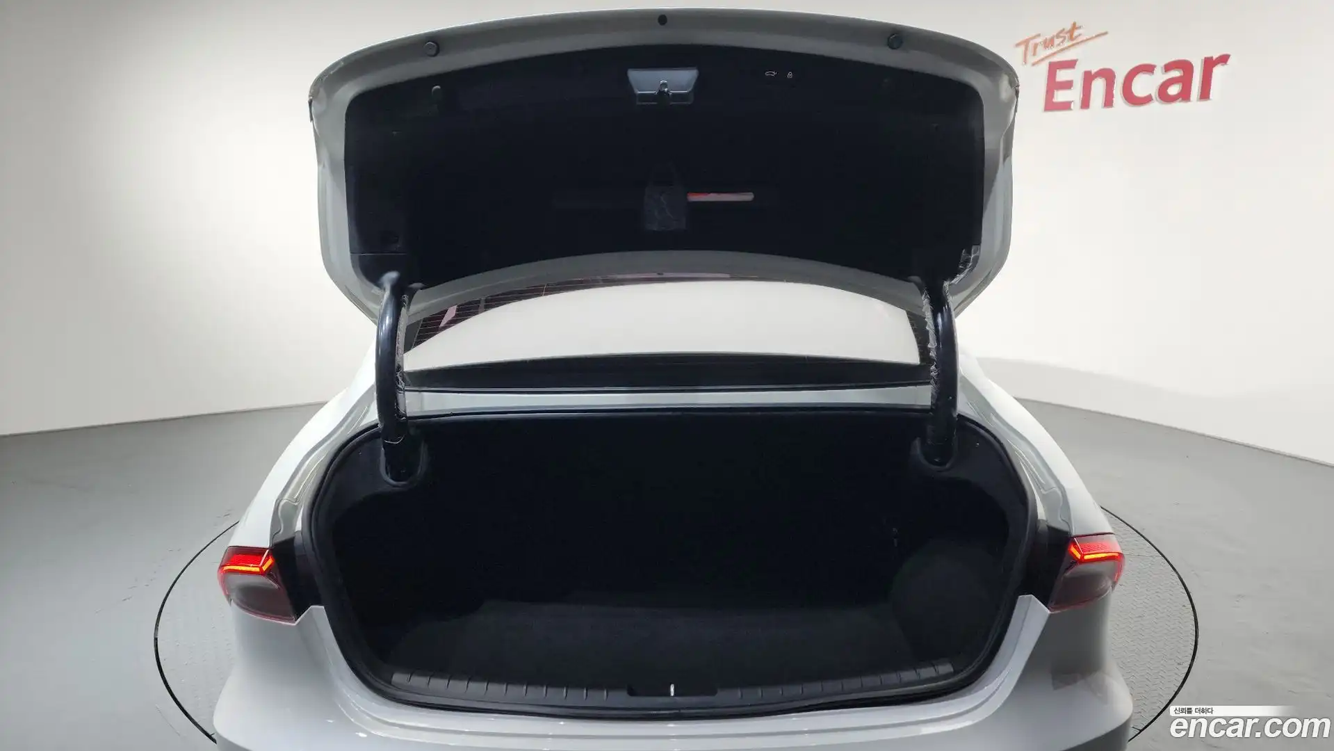 Grandeur Hyundai 2020.8-OPTION-024
