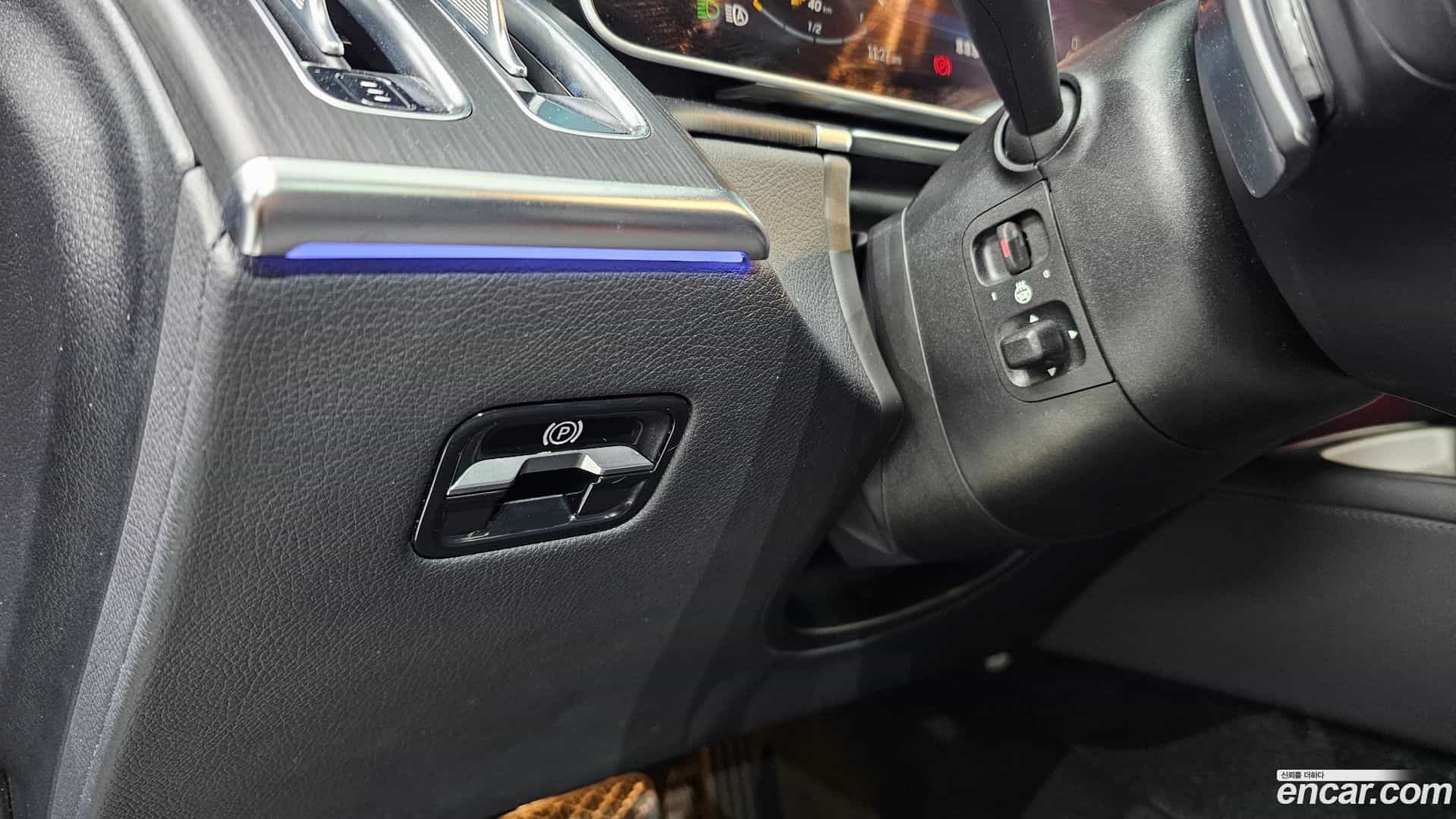 S-Class Mercedes-Benz 2023.6-OPTION-021