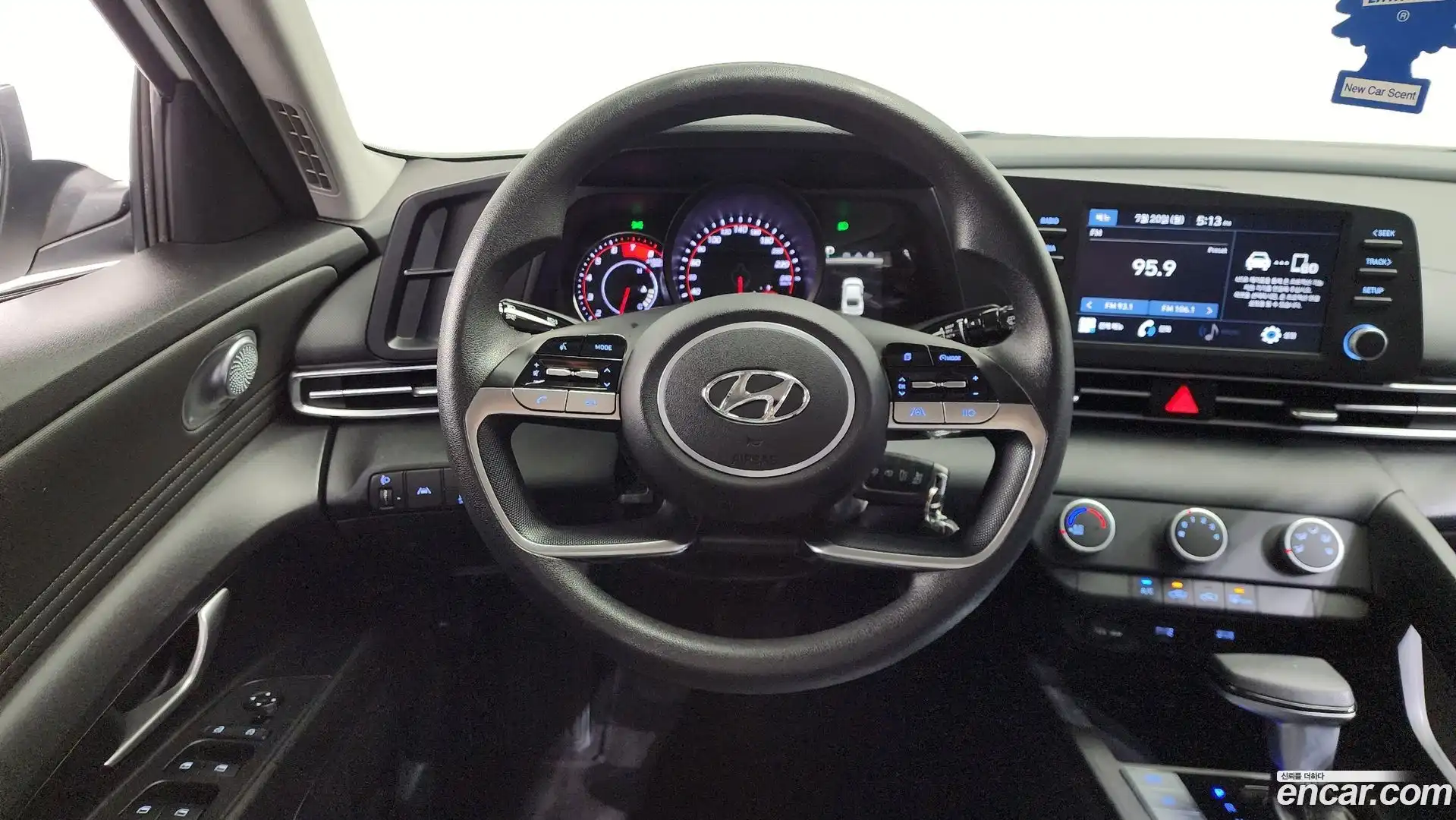 AVANTE Hyundai 2020.4-OPTION-016
