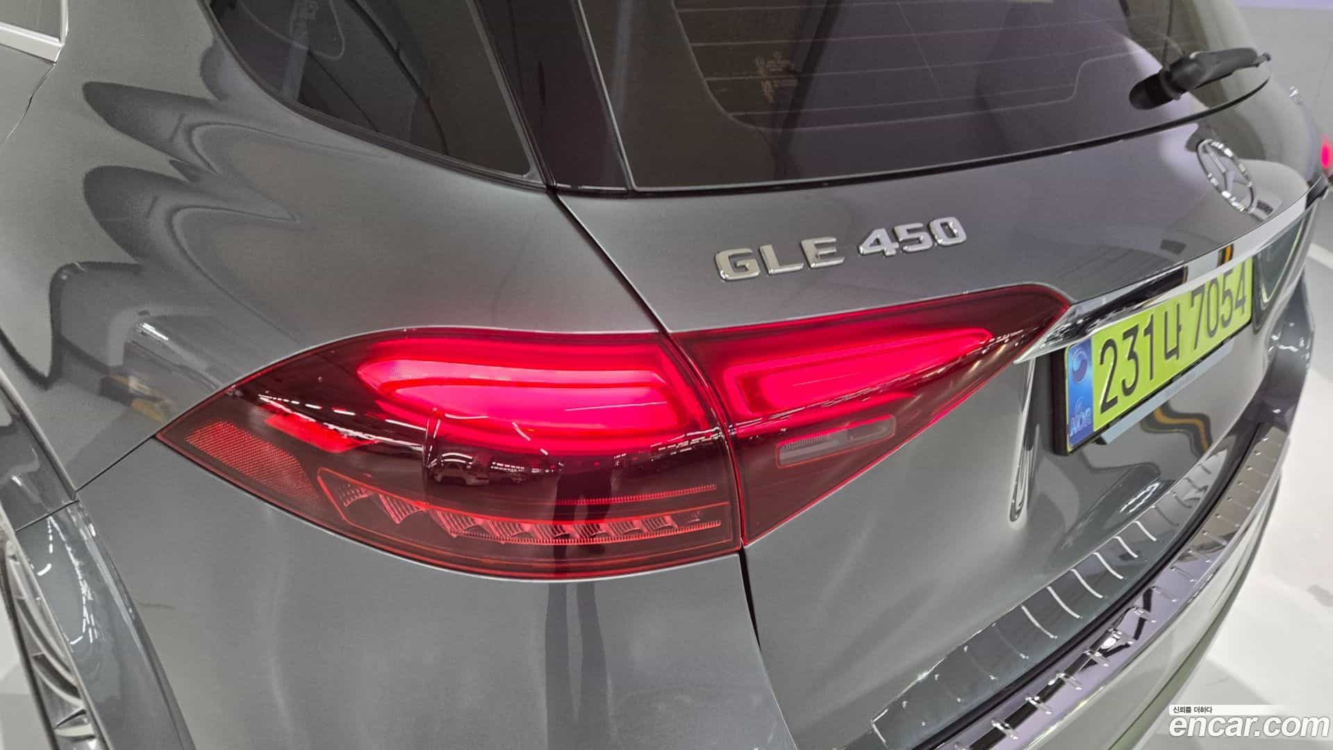 GLE-Class Mercedes-Benz 2025.5-OPTION-017
